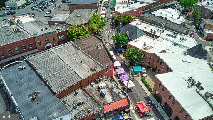 FRANKLIN KNOLL - Residential