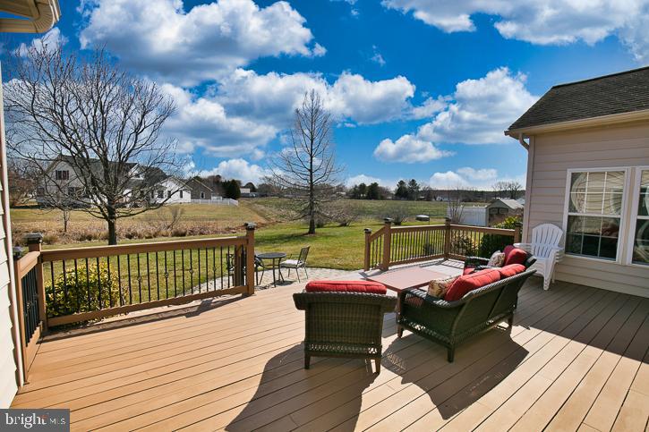 FRANKLIN KNOLL - Residential