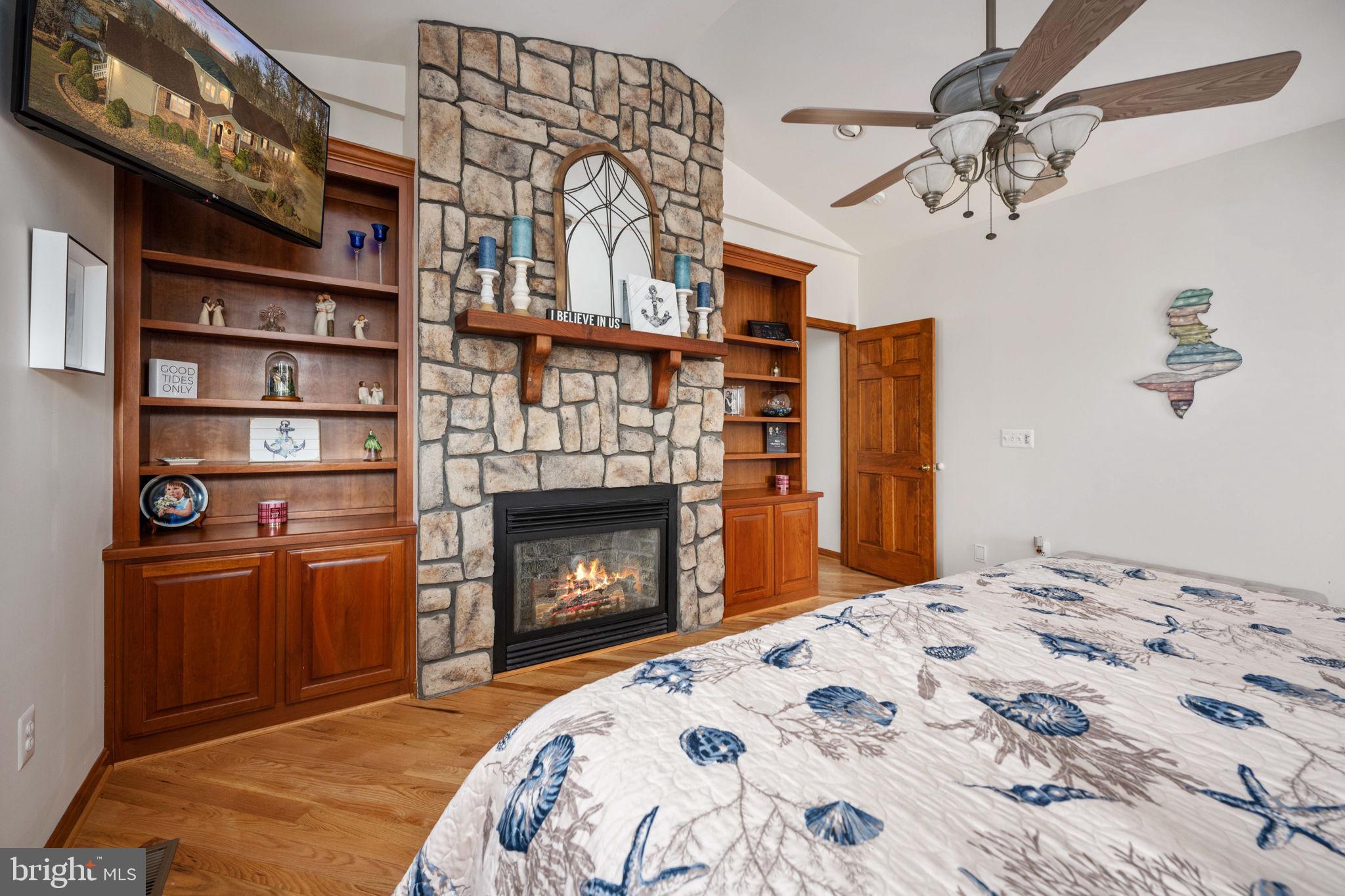 FAIRVIEW  BEACH - Residential