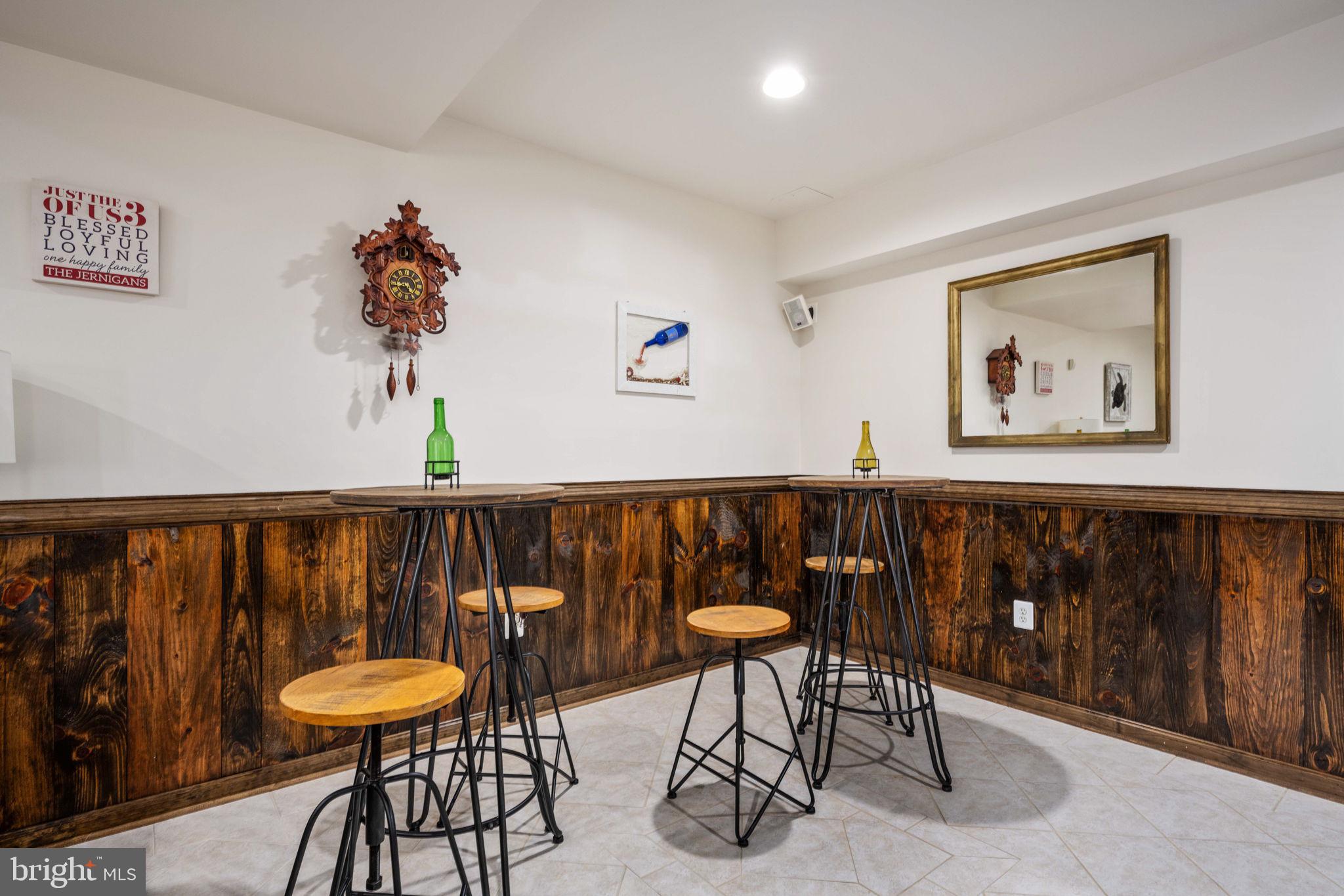 FAIRVIEW  BEACH - Residential