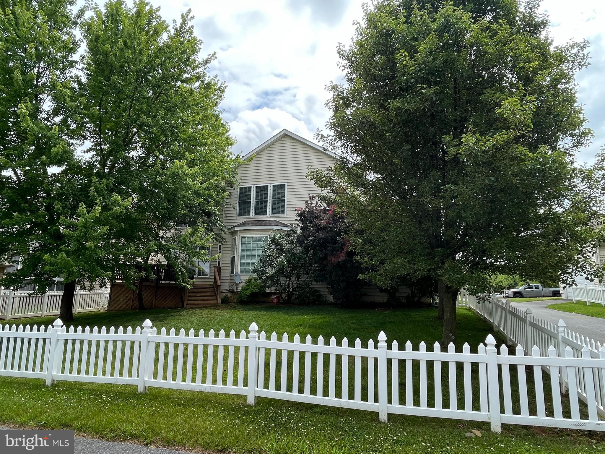 HUNTFIELD - Residential