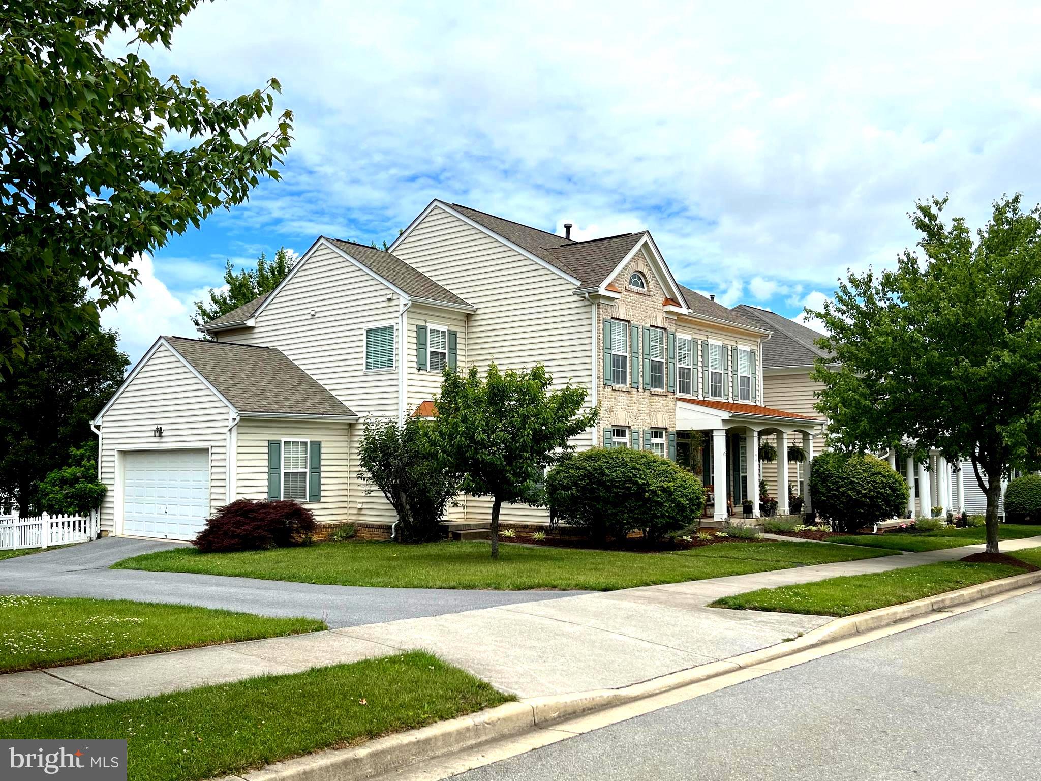 HUNTFIELD - Residential