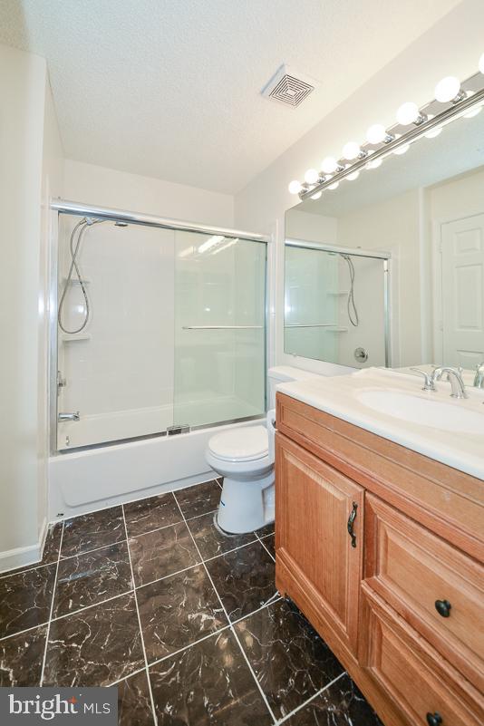 HEIGHTS AT PENDERBROOK - Residential Lease