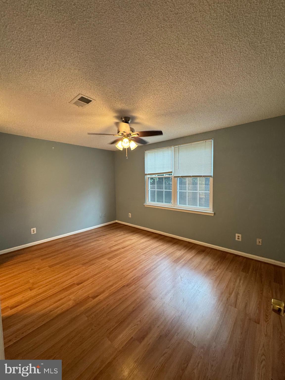 HEIGHTS AT PENDERBROOK - Residential Lease