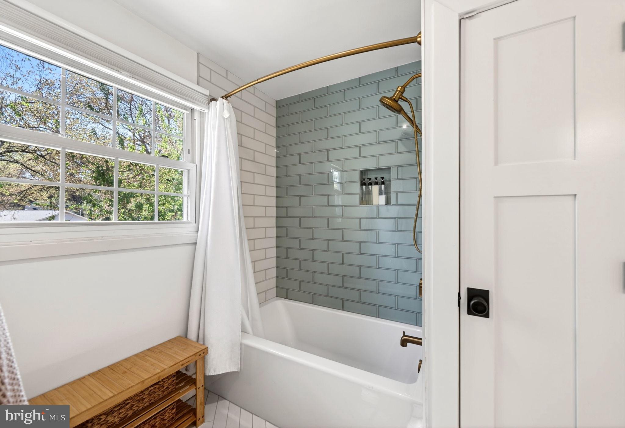 WHITEHURST - Residential