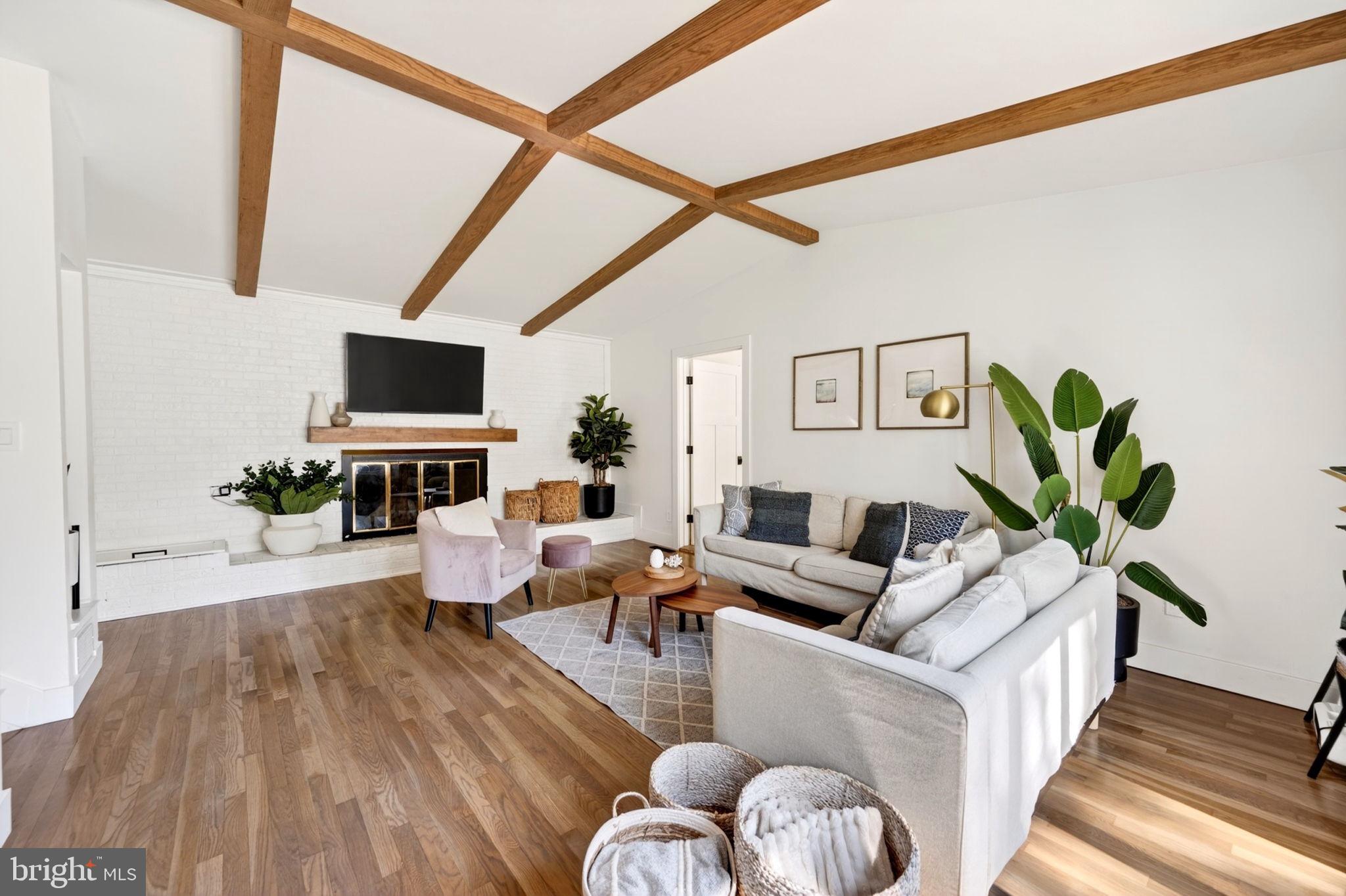 WHITEHURST - Residential