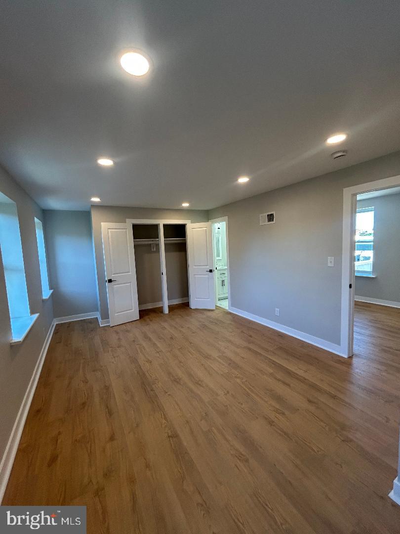 1130 LIGHT STREET 2