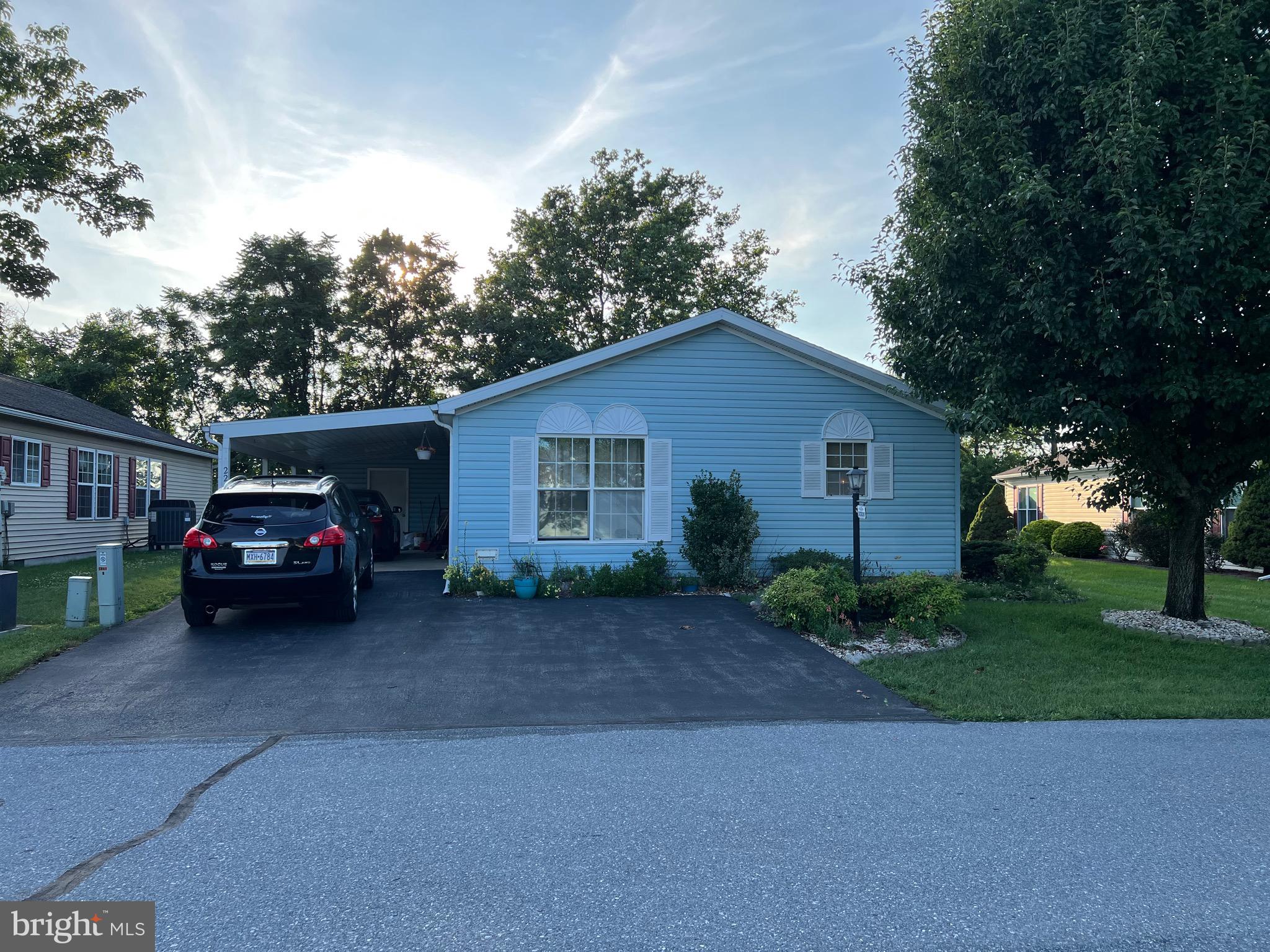 22 WESTVIEW TERRACE