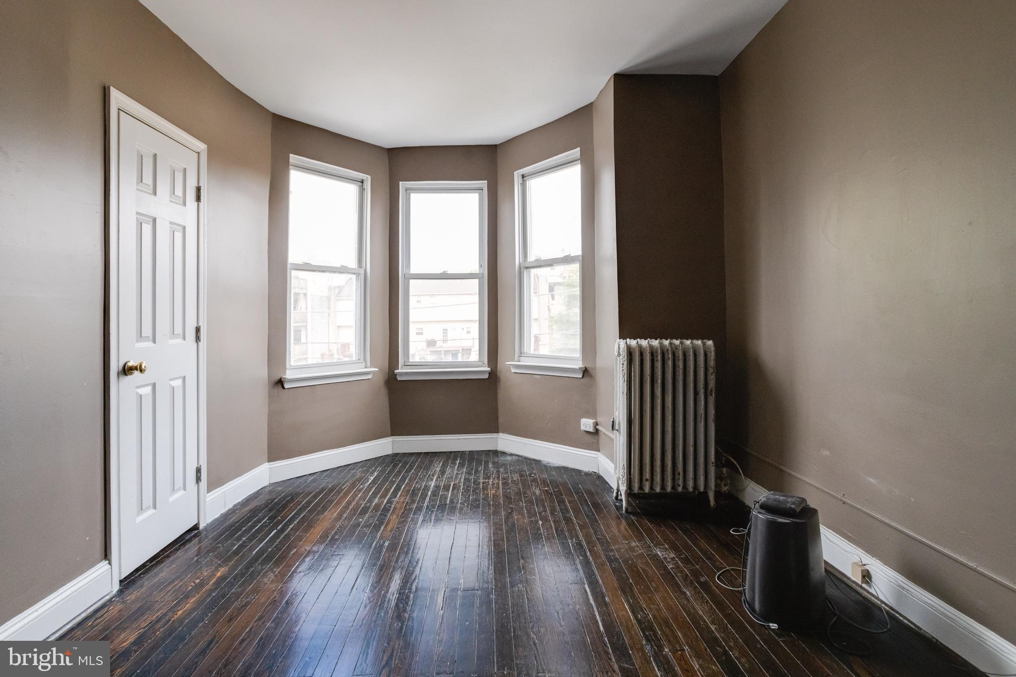 RESERVOIR HILL - Residential