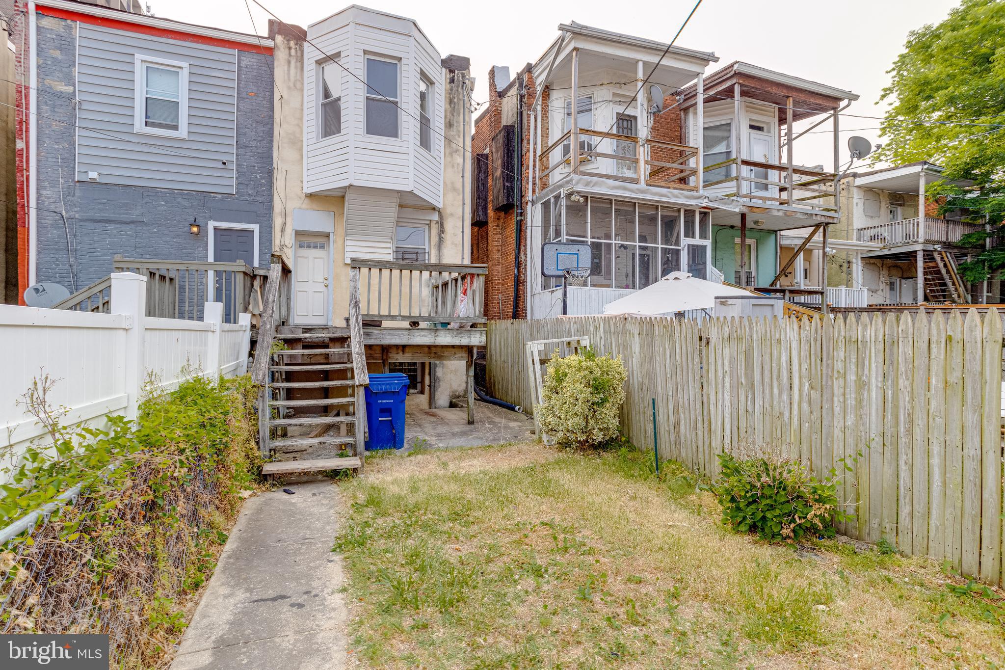 RESERVOIR HILL - Residential