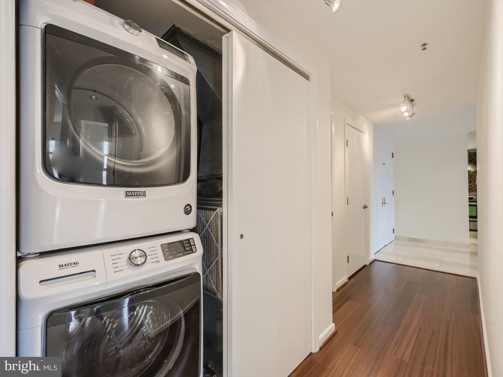 HARBOR EAST - Residential Lease