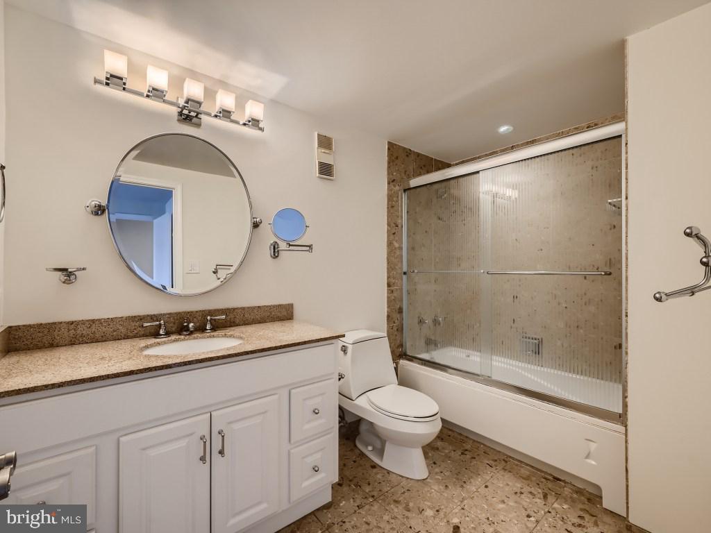 HARBOR EAST - Residential Lease