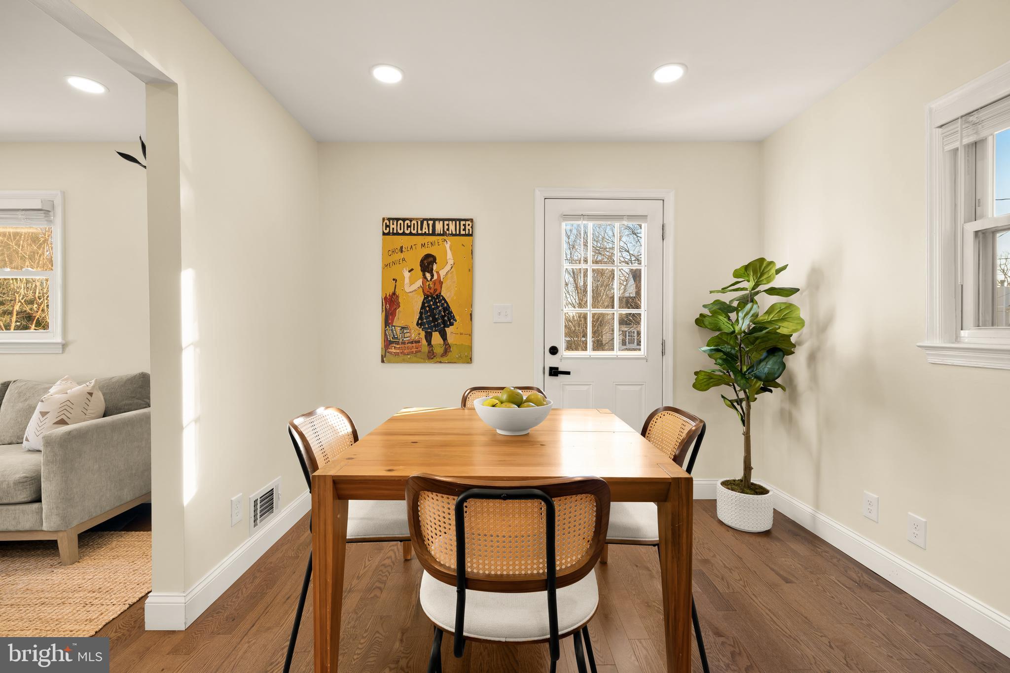 DEL RAY - Residential