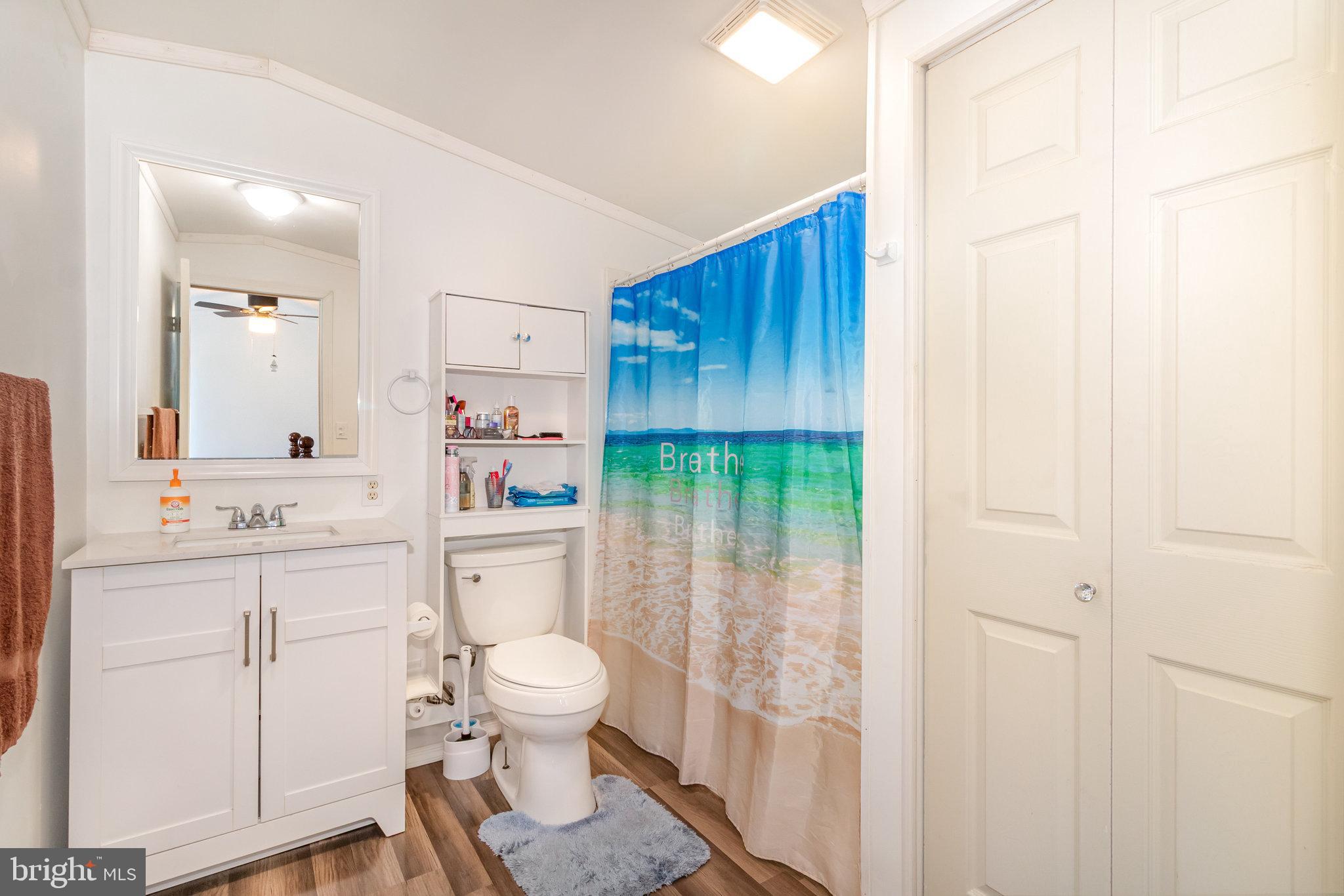 COUNTRY MANOR WEST - Residential