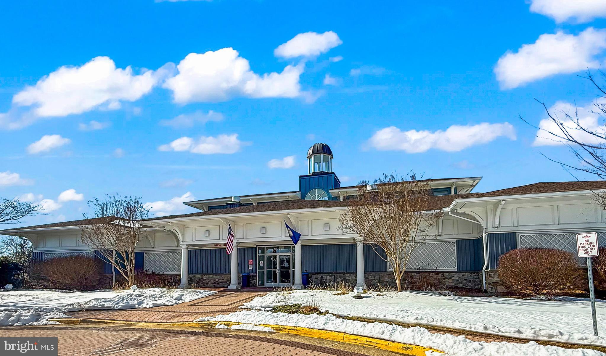 ASHBURN VILLAGE - Residential