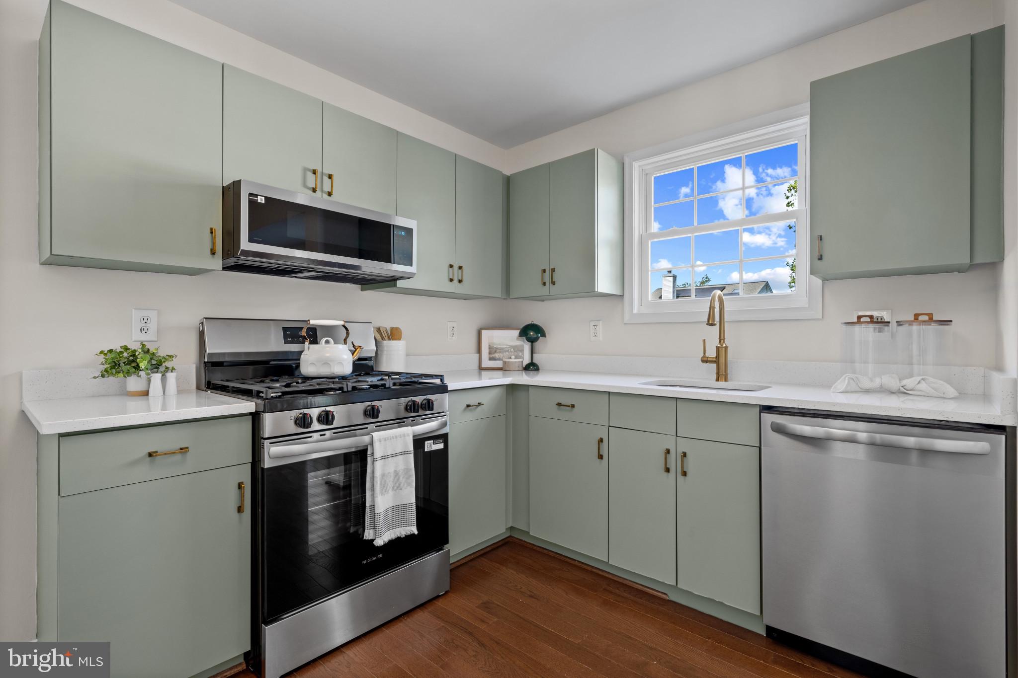 BLOOMINGDALE HEIGHTS - Residential