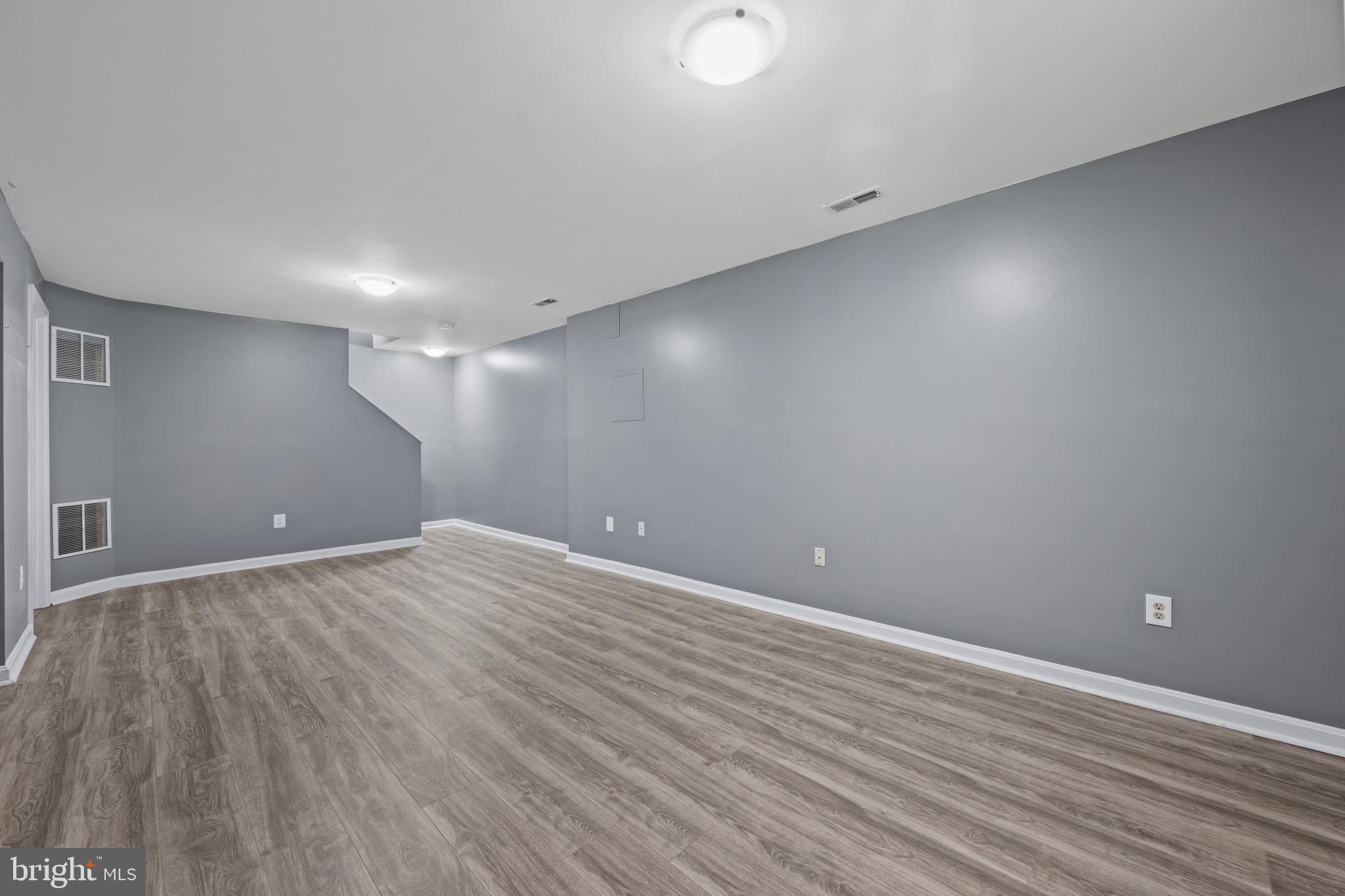 BLOOMINGDALE HEIGHTS - Residential