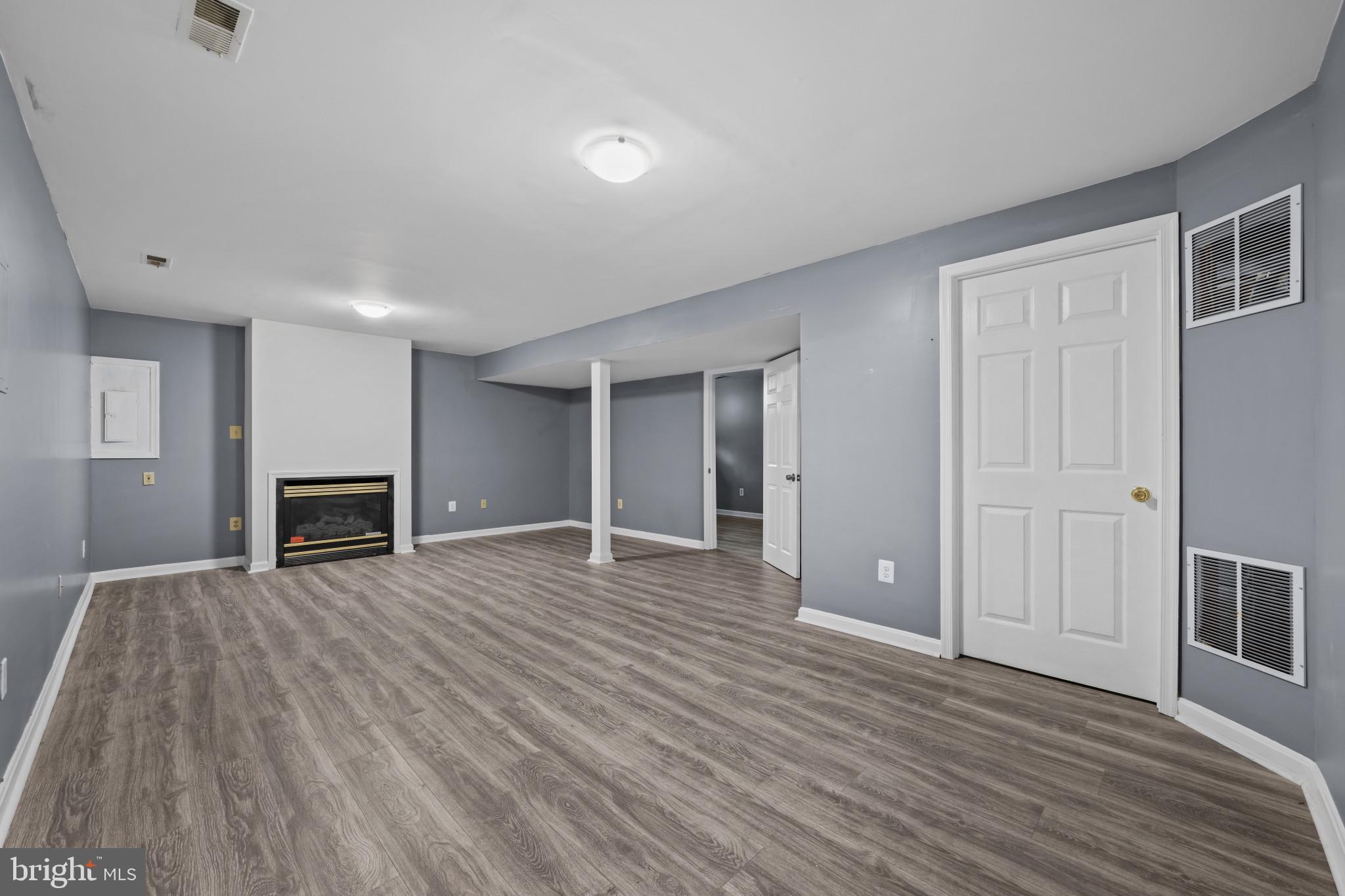 BLOOMINGDALE HEIGHTS - Residential
