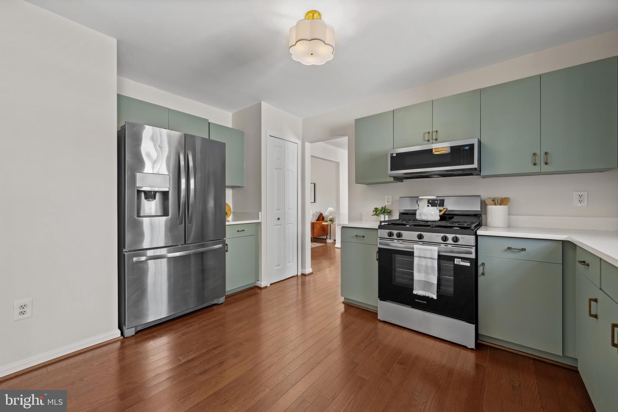 BLOOMINGDALE HEIGHTS - Residential