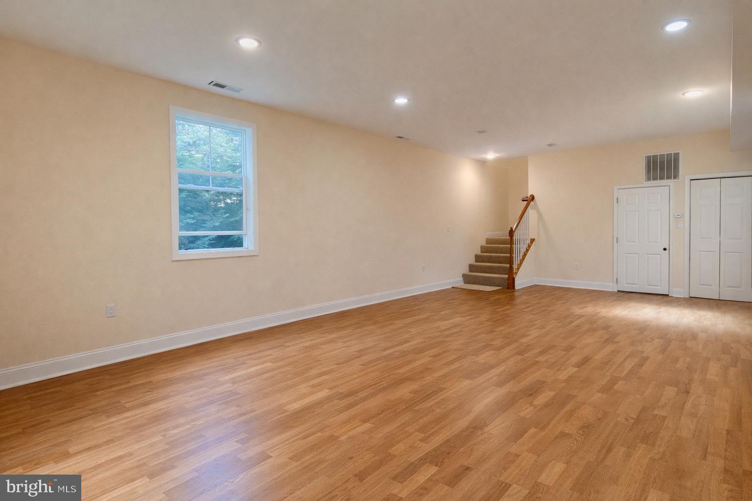 BYRNELEY VIEW - Residential