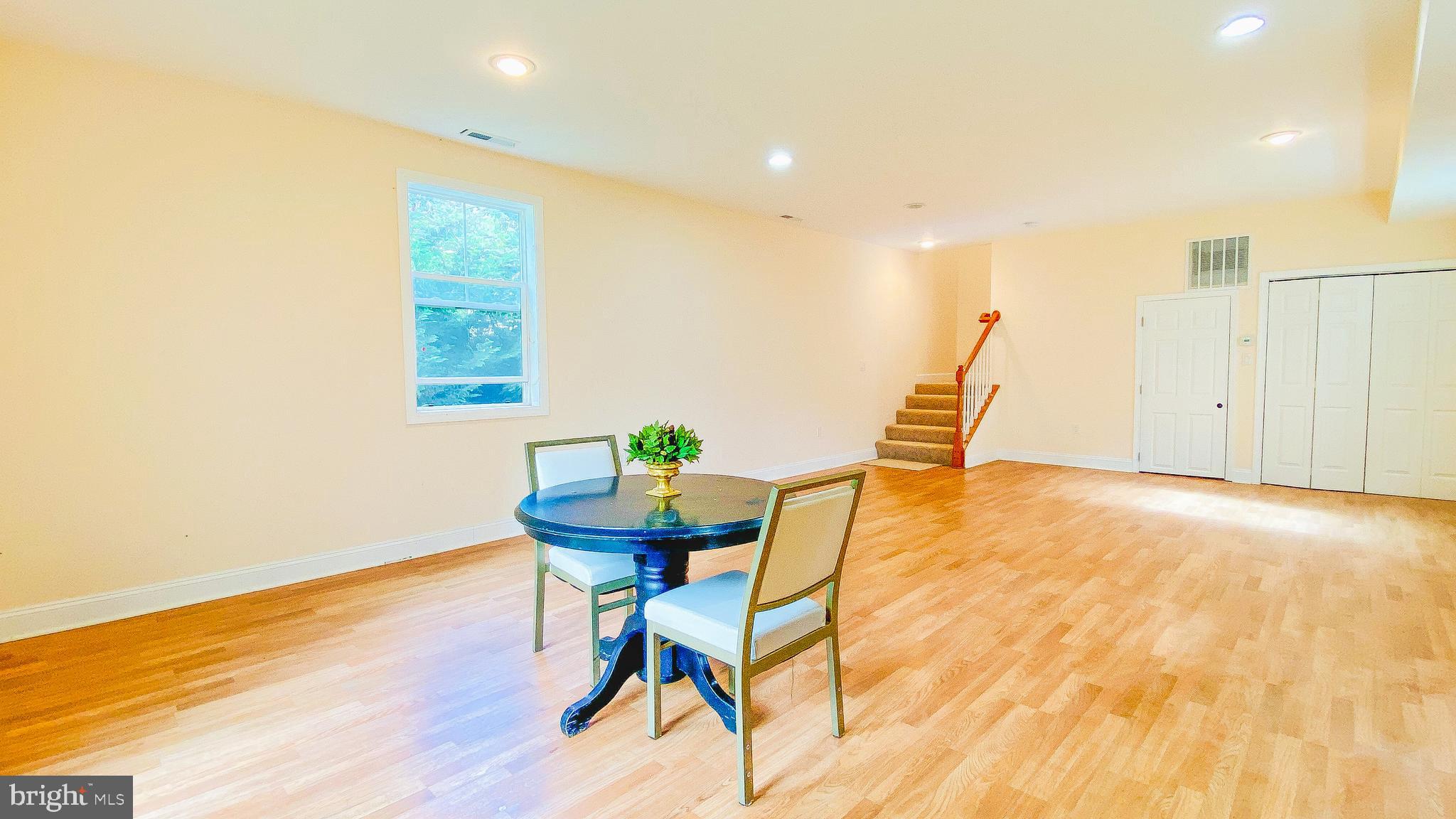 BYRNELEY VIEW - Residential