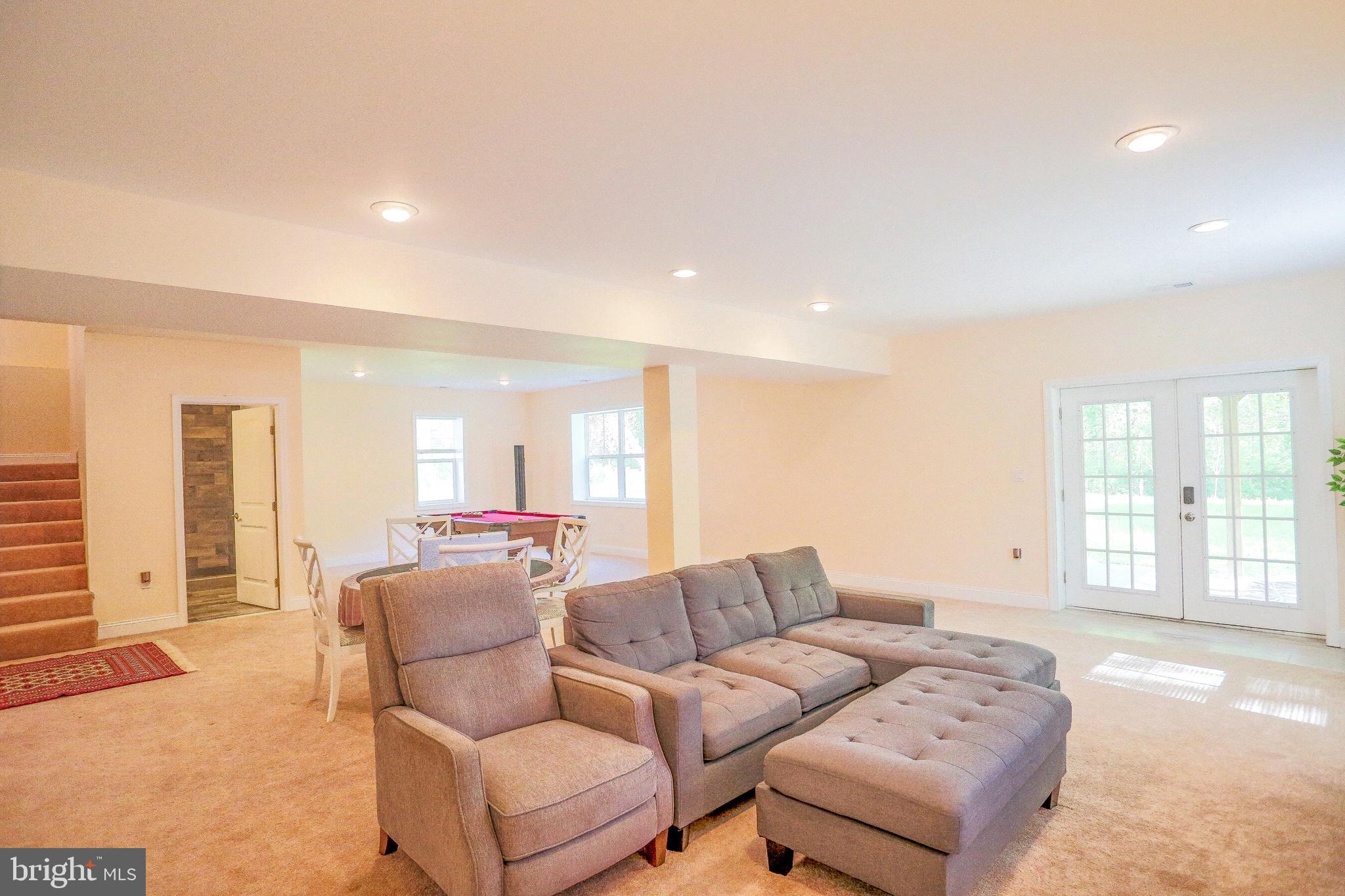 BYRNELEY VIEW - Residential