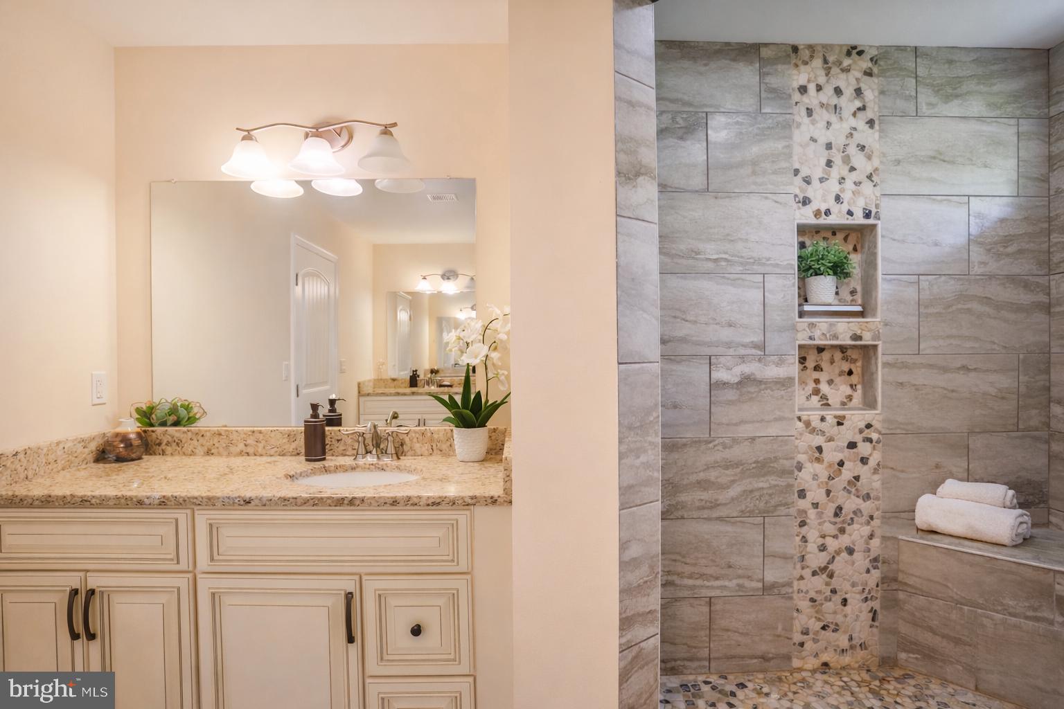 BYRNELEY VIEW - Residential