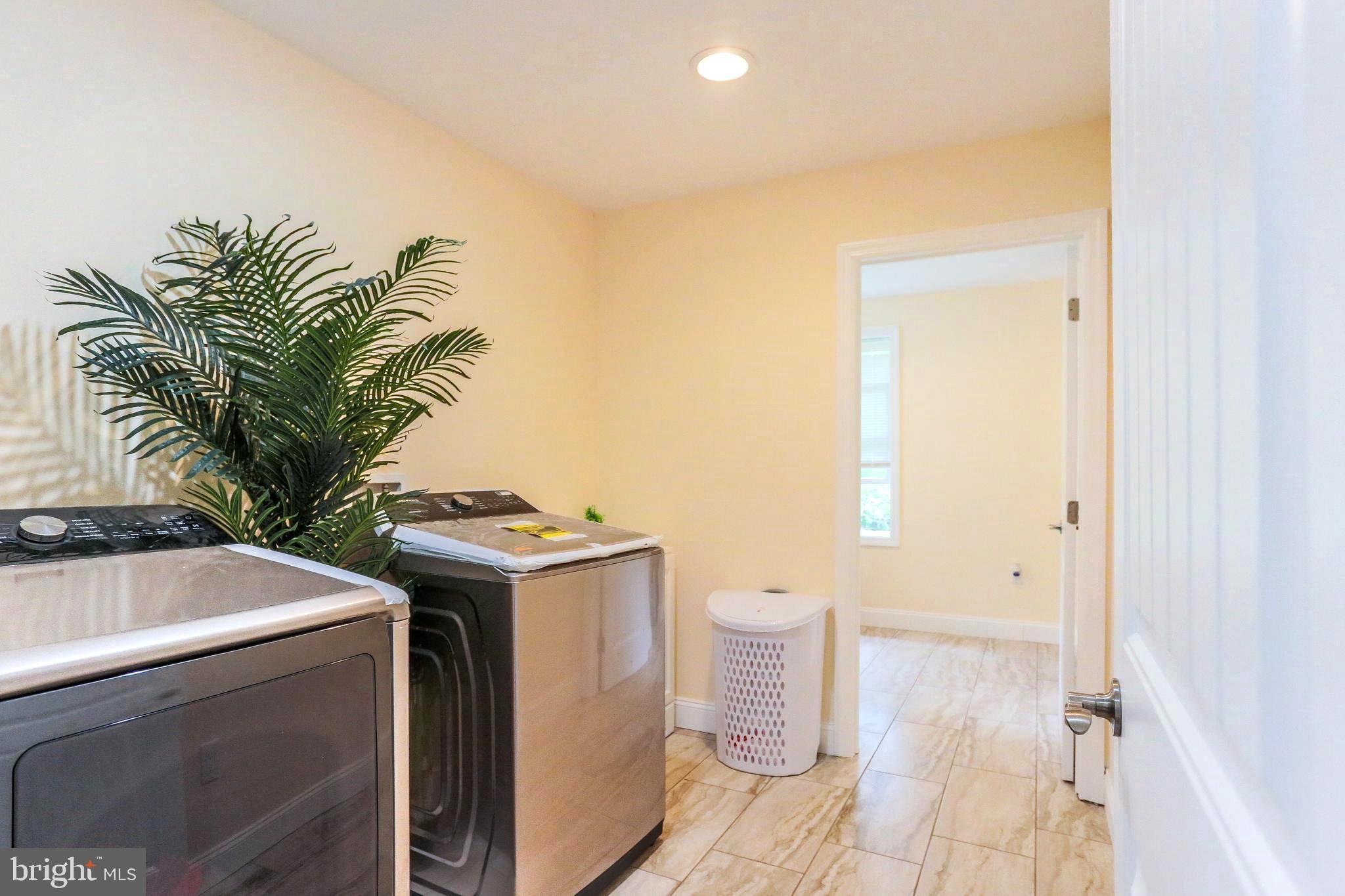 BYRNELEY VIEW - Residential