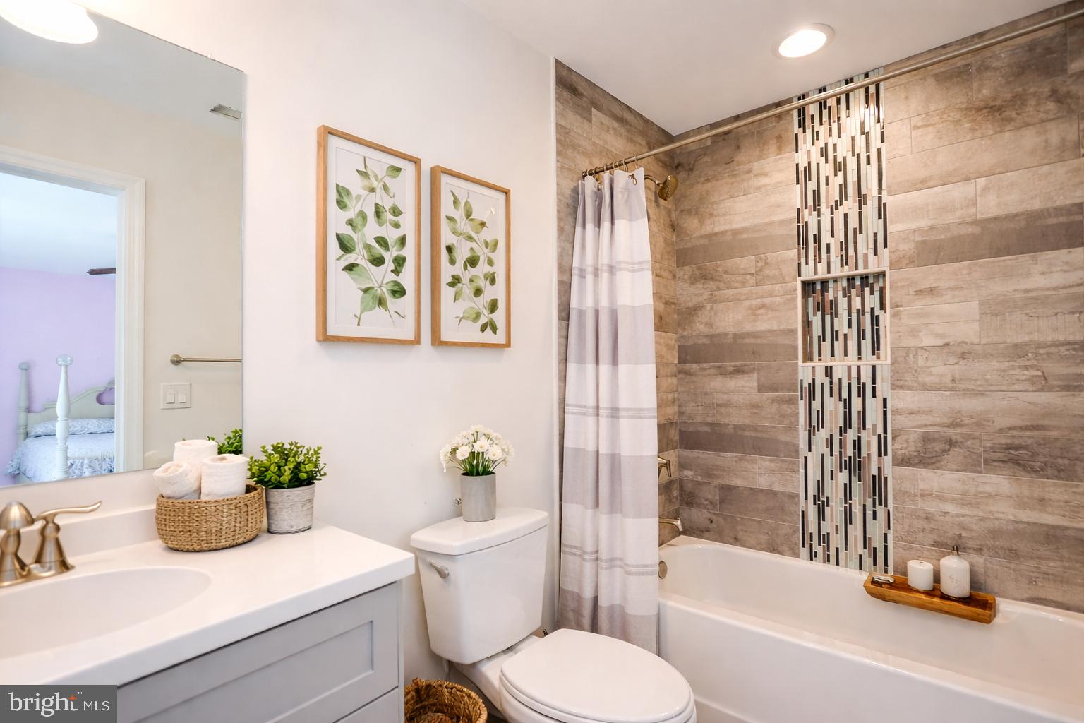 BYRNELEY VIEW - Residential