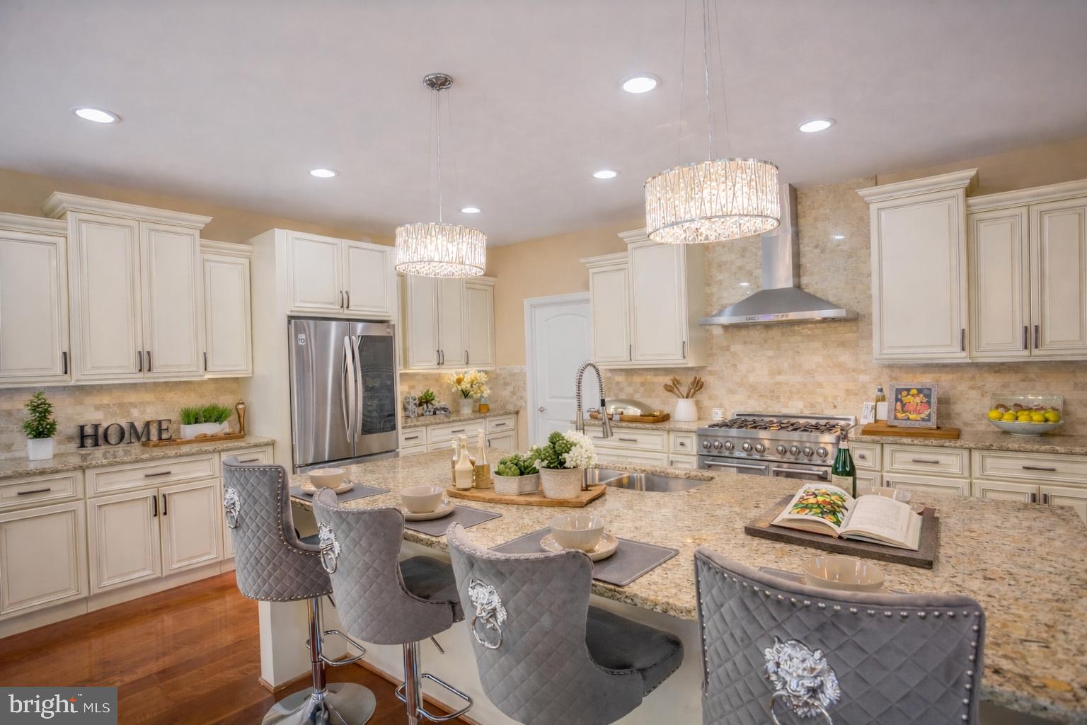 BYRNELEY VIEW - Residential