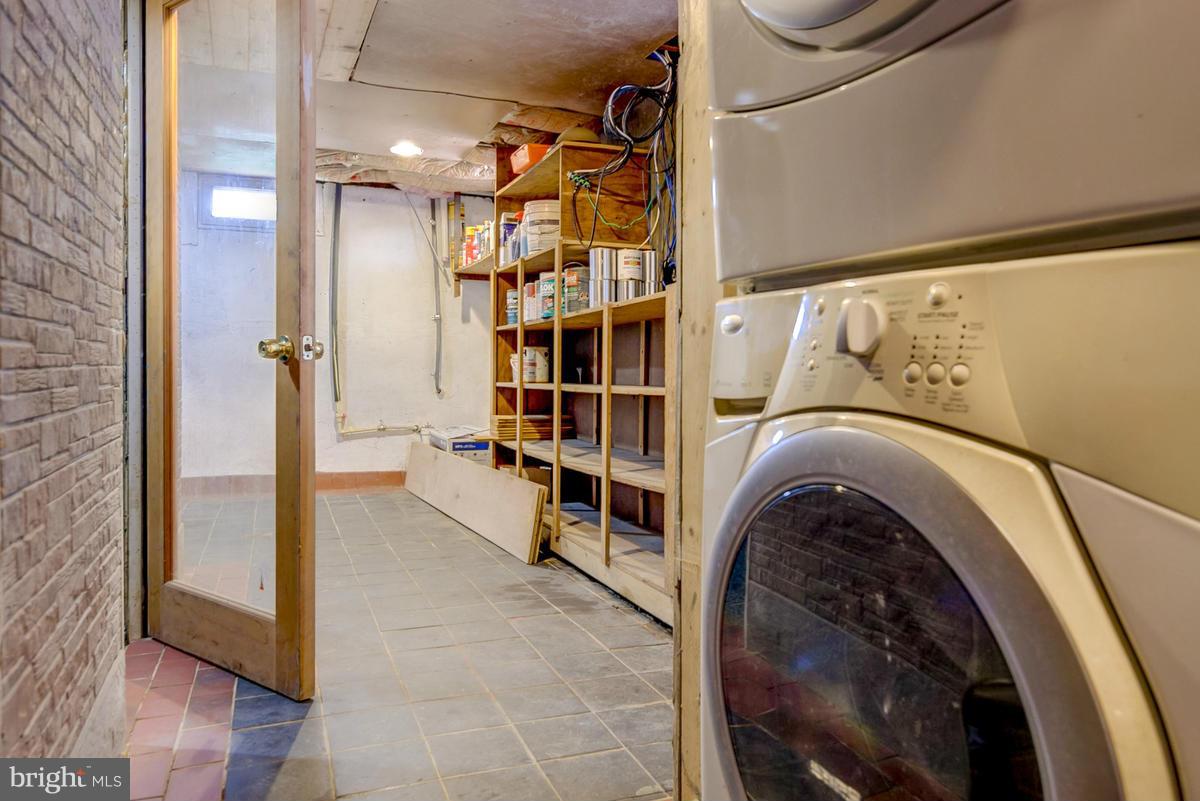 KENSINGTON VIEW - Residential