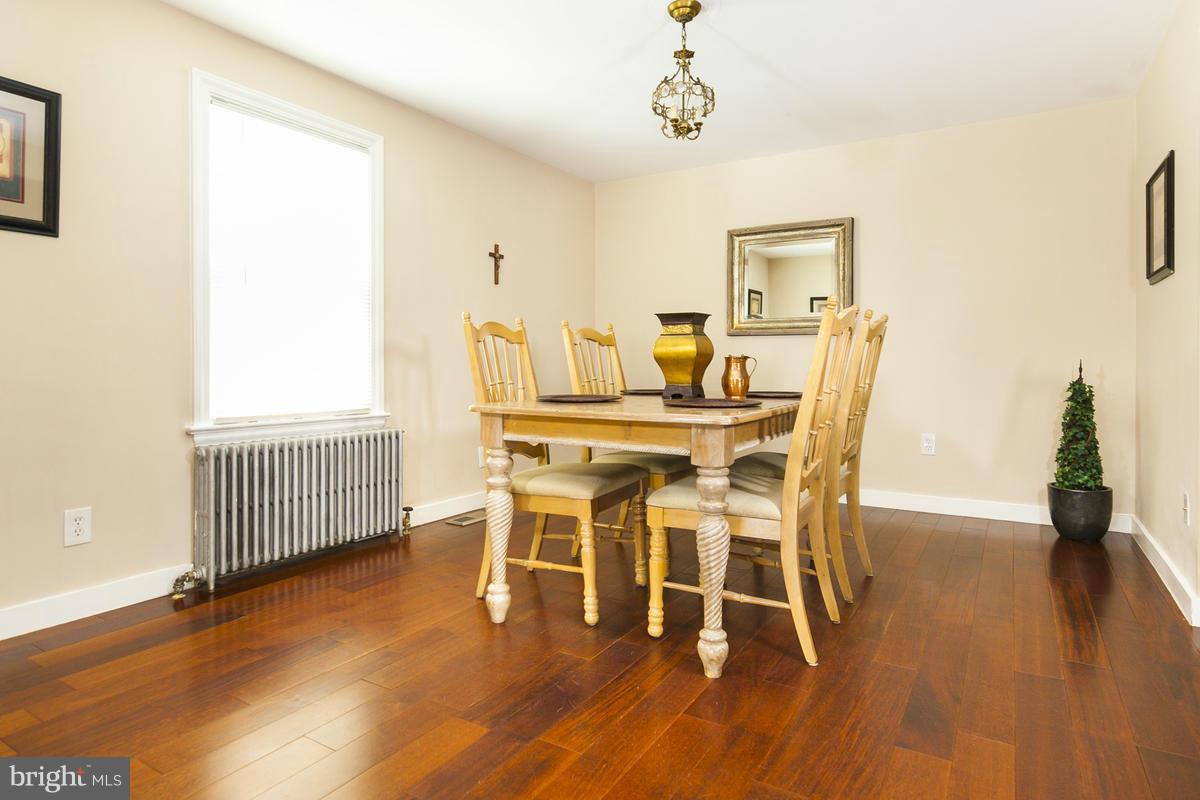 KENSINGTON VIEW - Residential