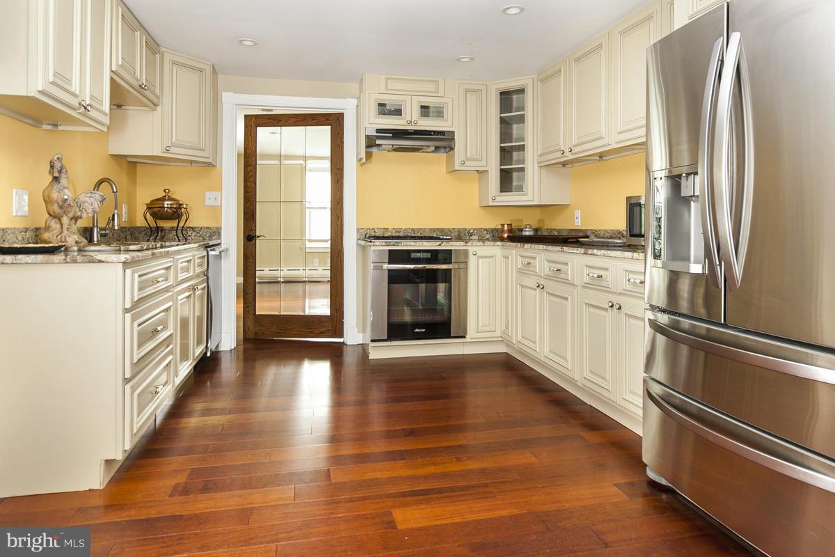 KENSINGTON VIEW - Residential