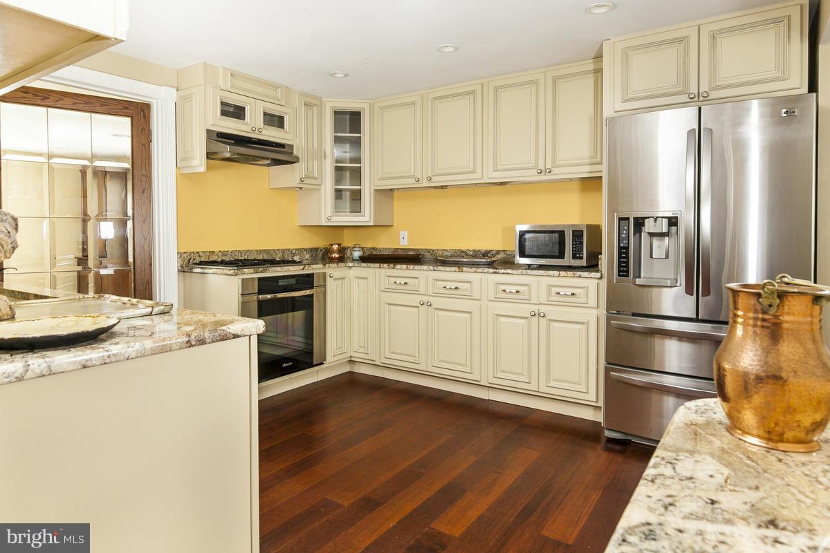 KENSINGTON VIEW - Residential