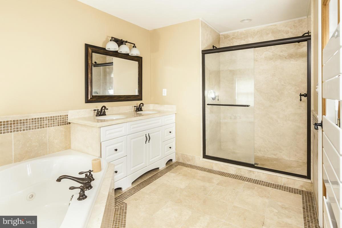 KENSINGTON VIEW - Residential