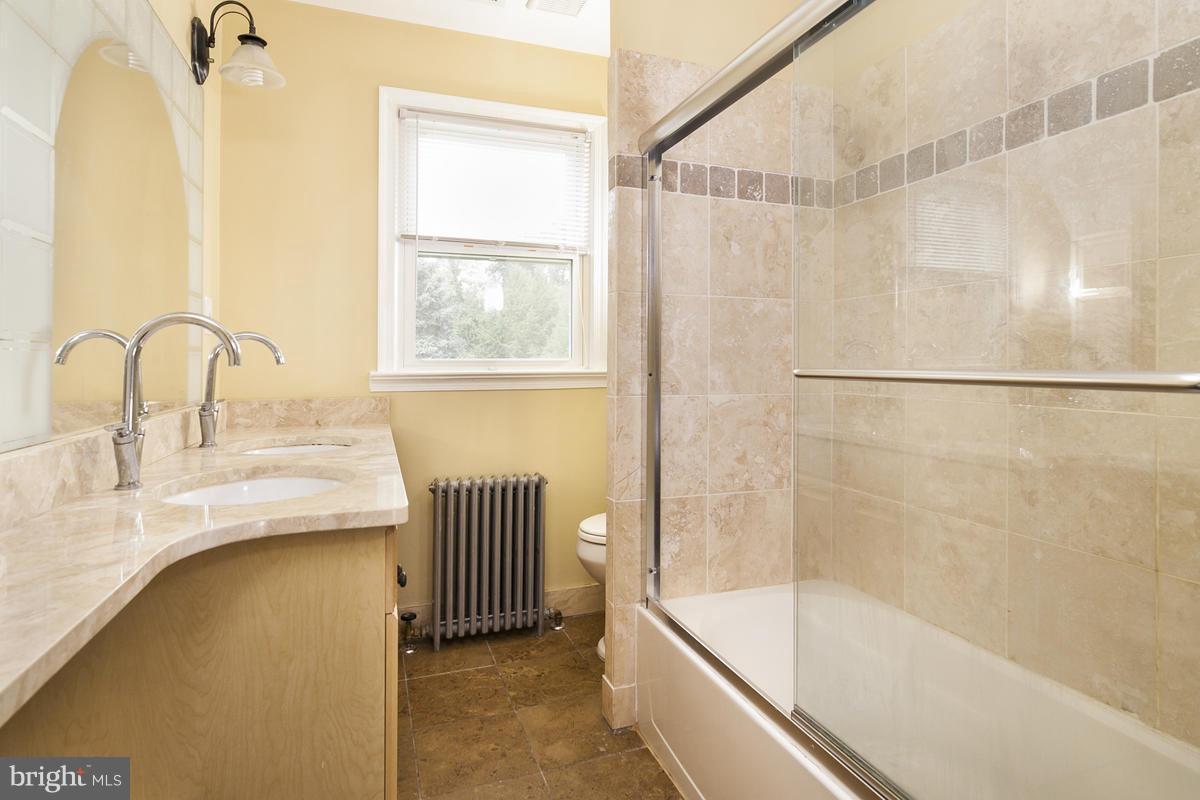 KENSINGTON VIEW - Residential