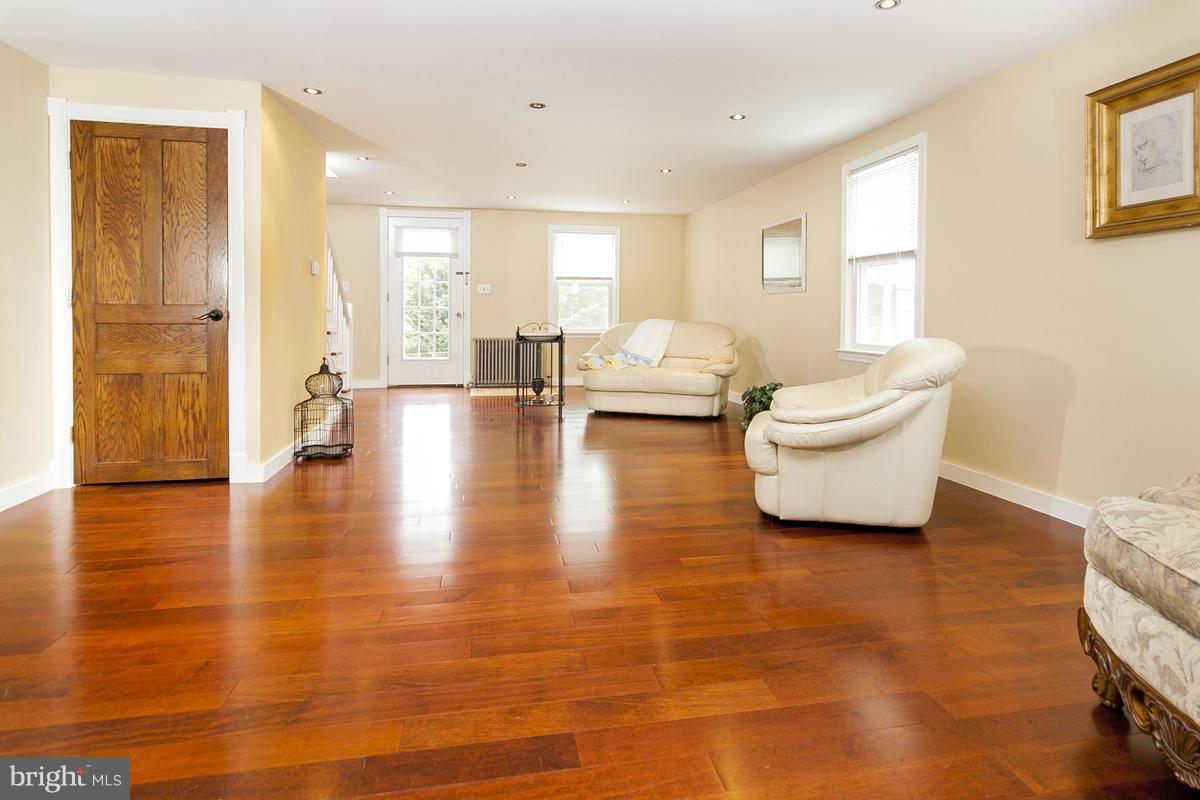 KENSINGTON VIEW - Residential