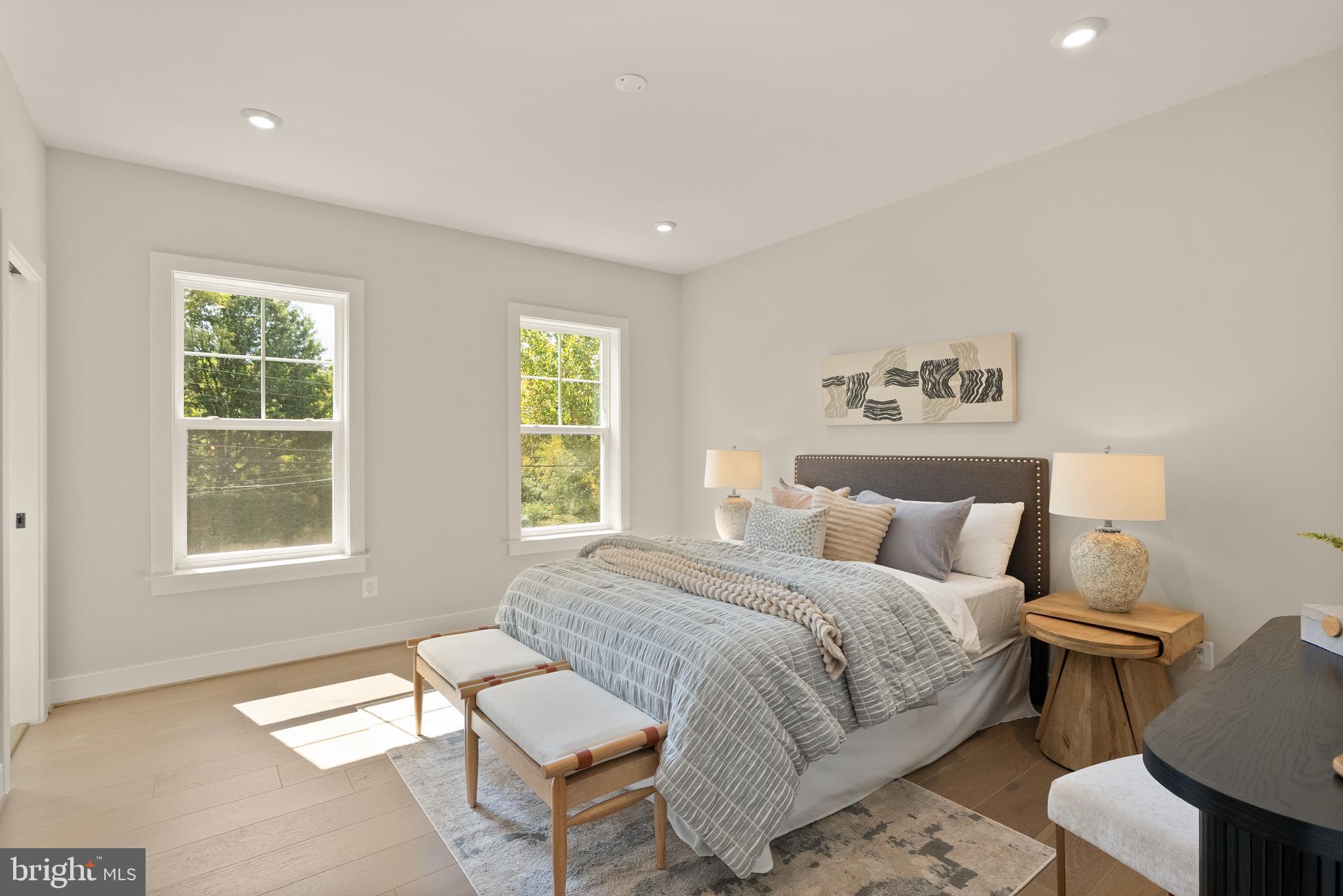 BURNING TREE - Residential