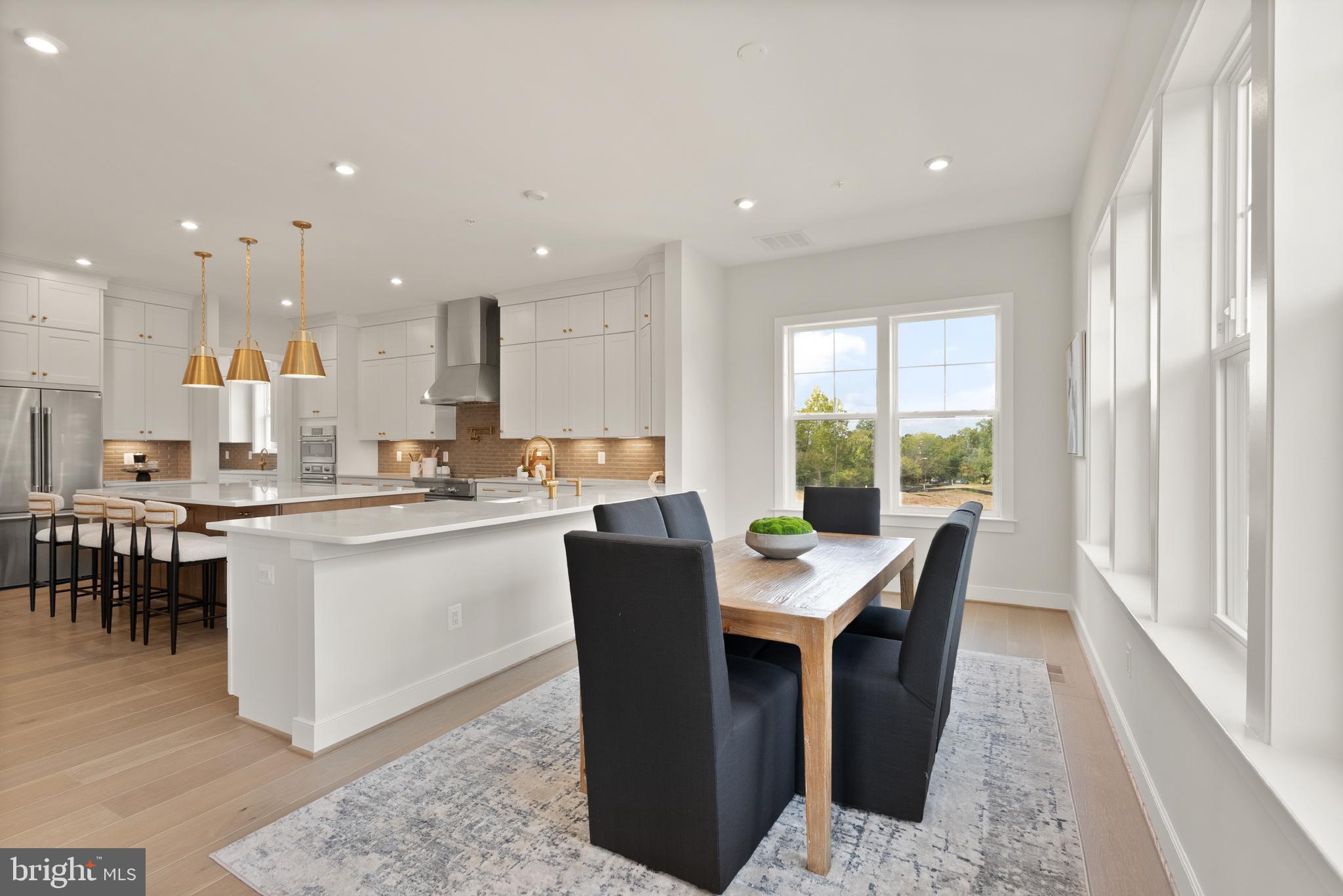 BURNING TREE - Residential