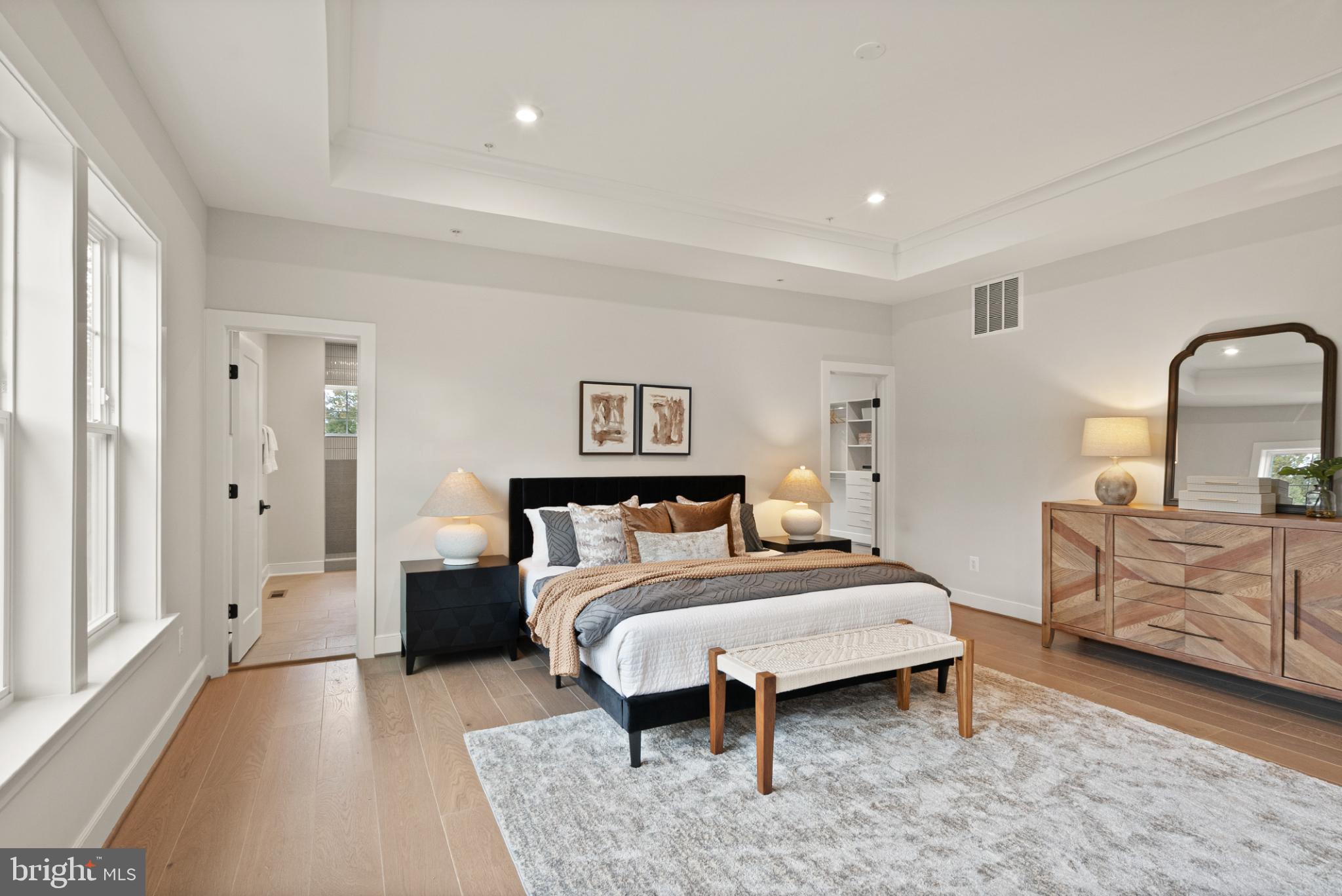 BURNING TREE - Residential