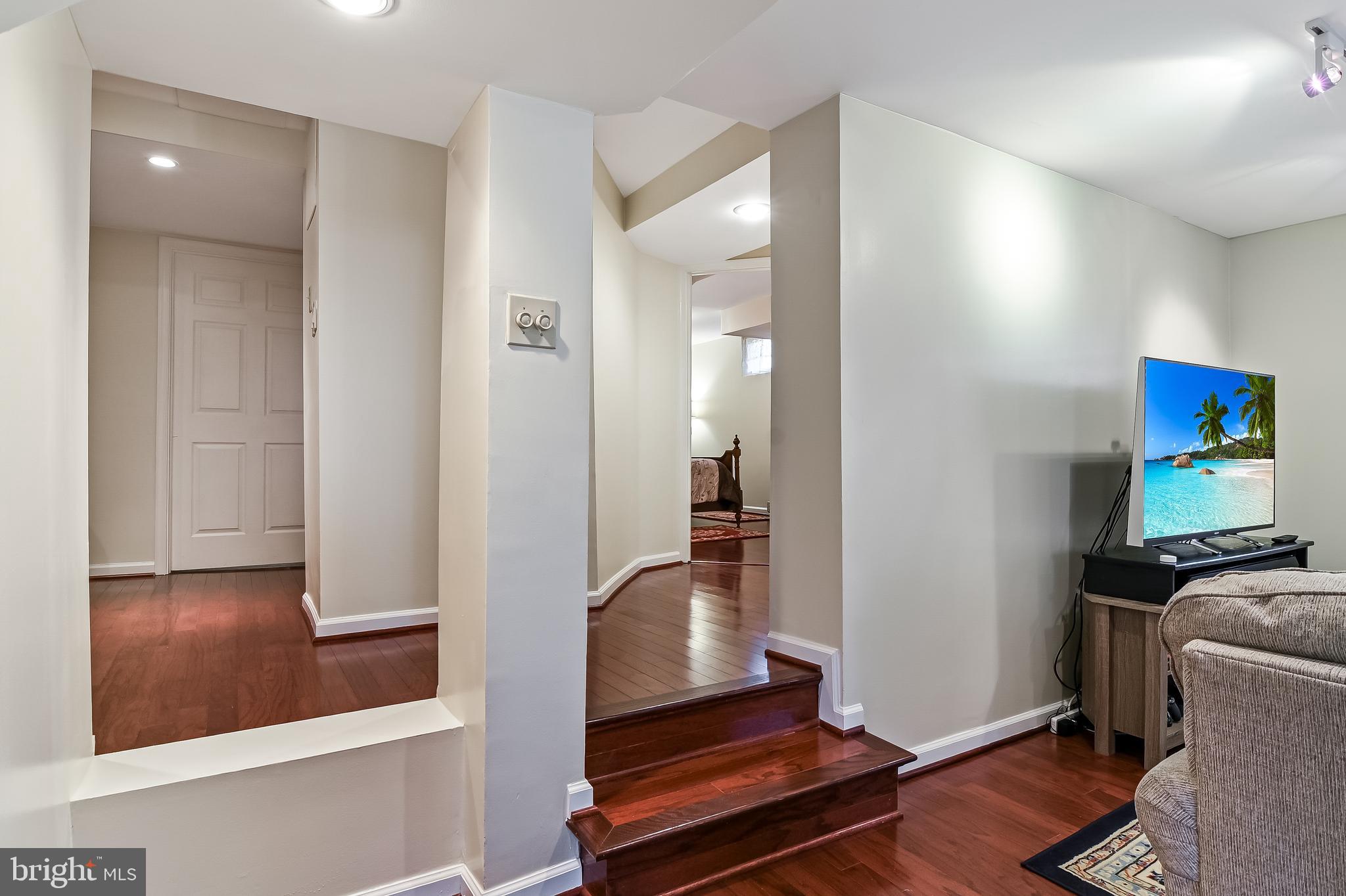 BARTON PLACE - Residential