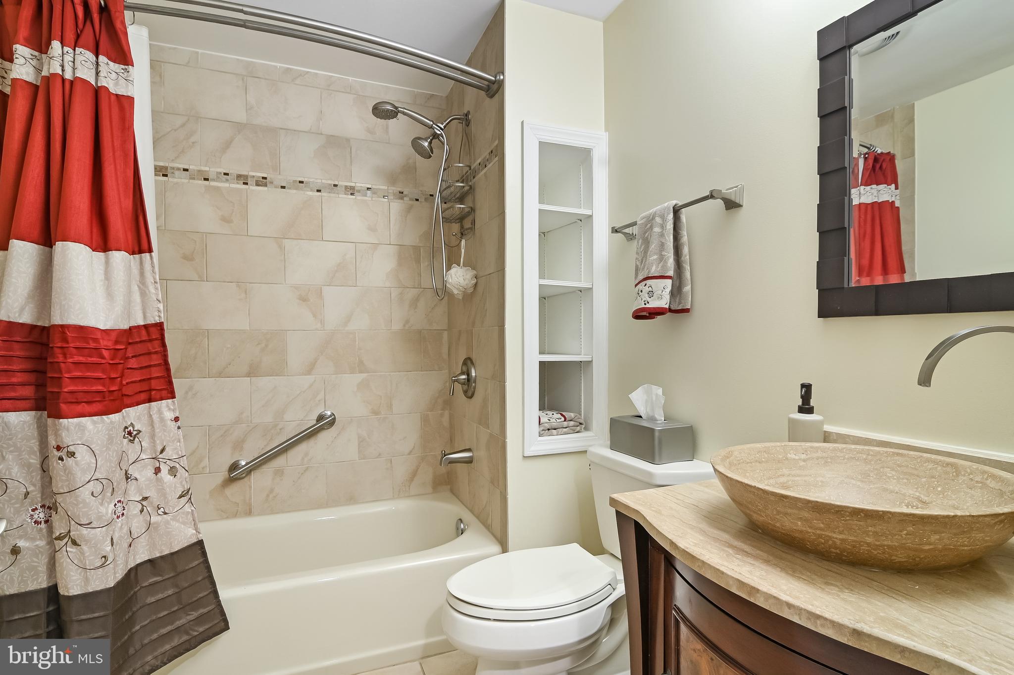 BARTON PLACE - Residential