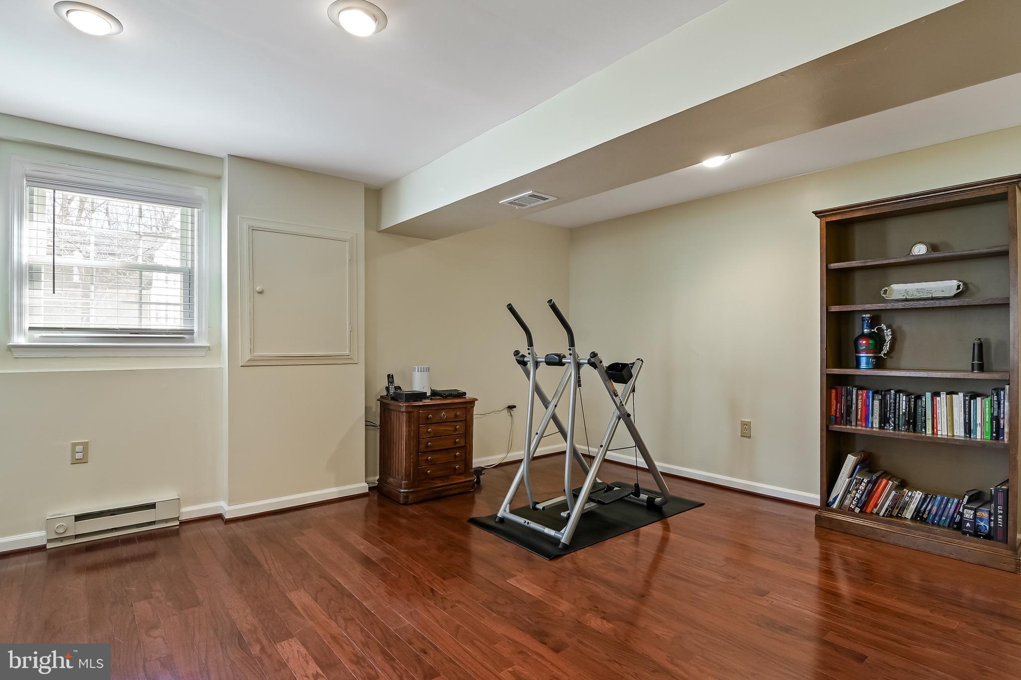 BARTON PLACE - Residential