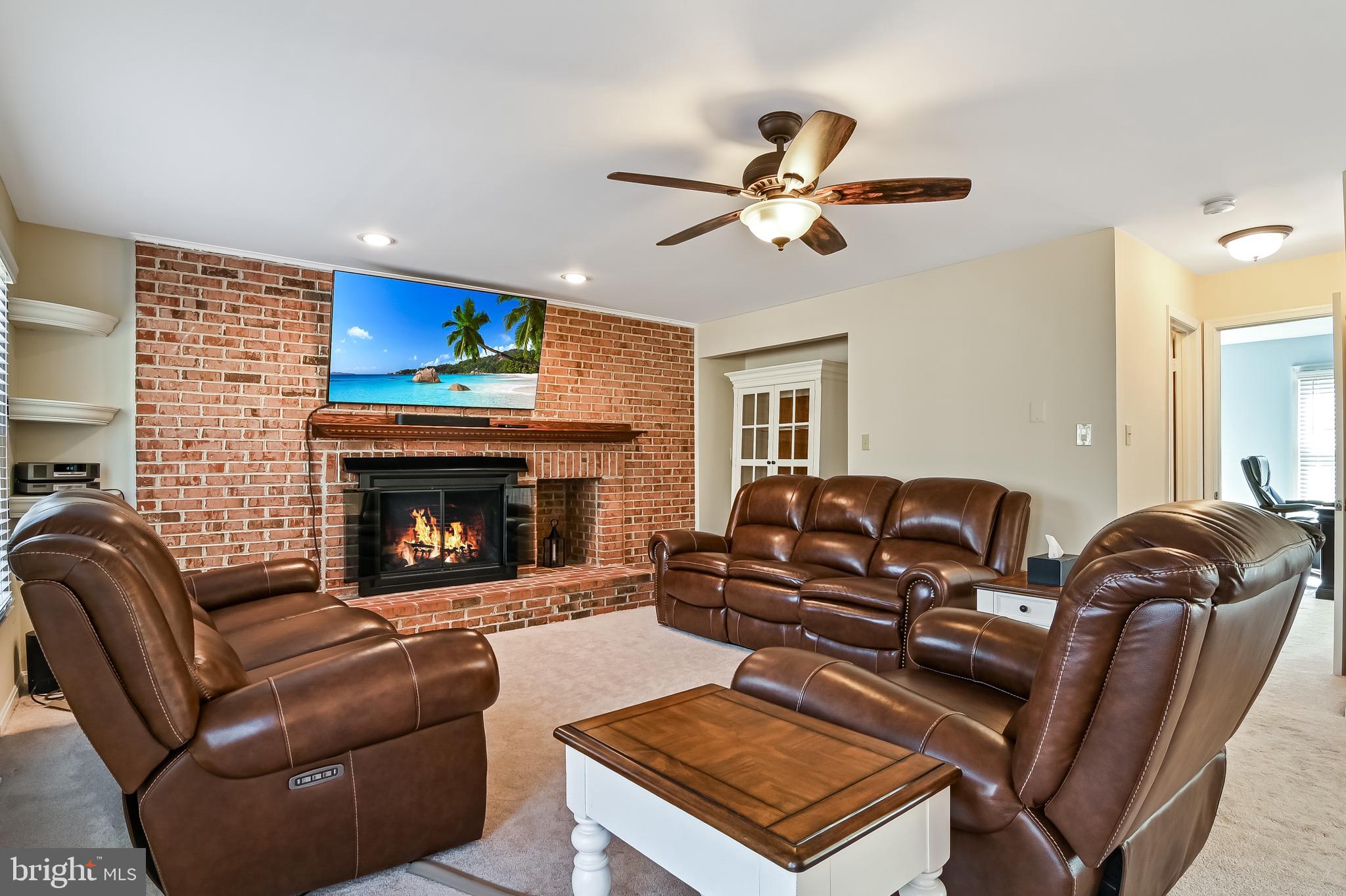 BARTON PLACE - Residential