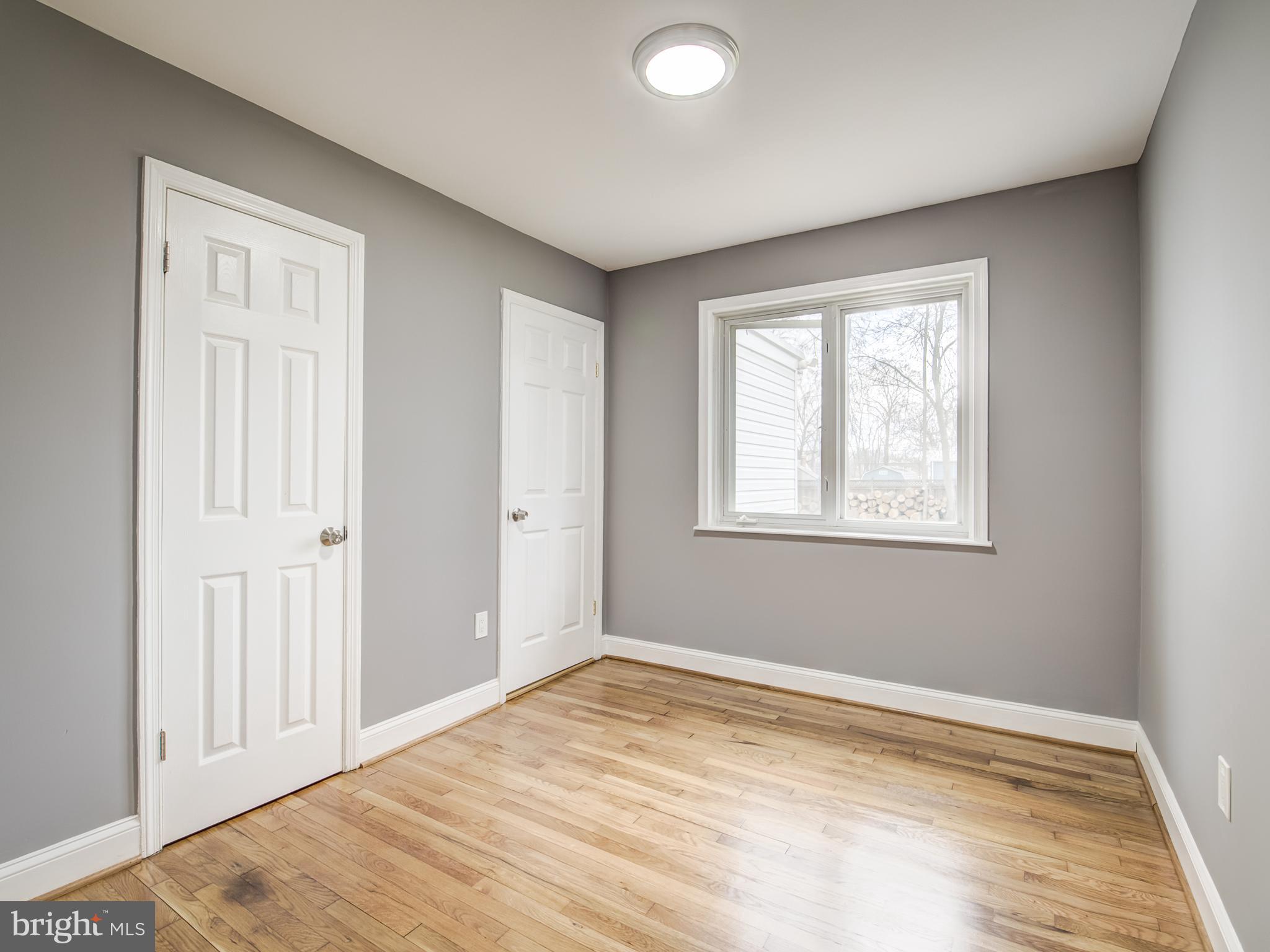 MT VERNON WOODS - Residential