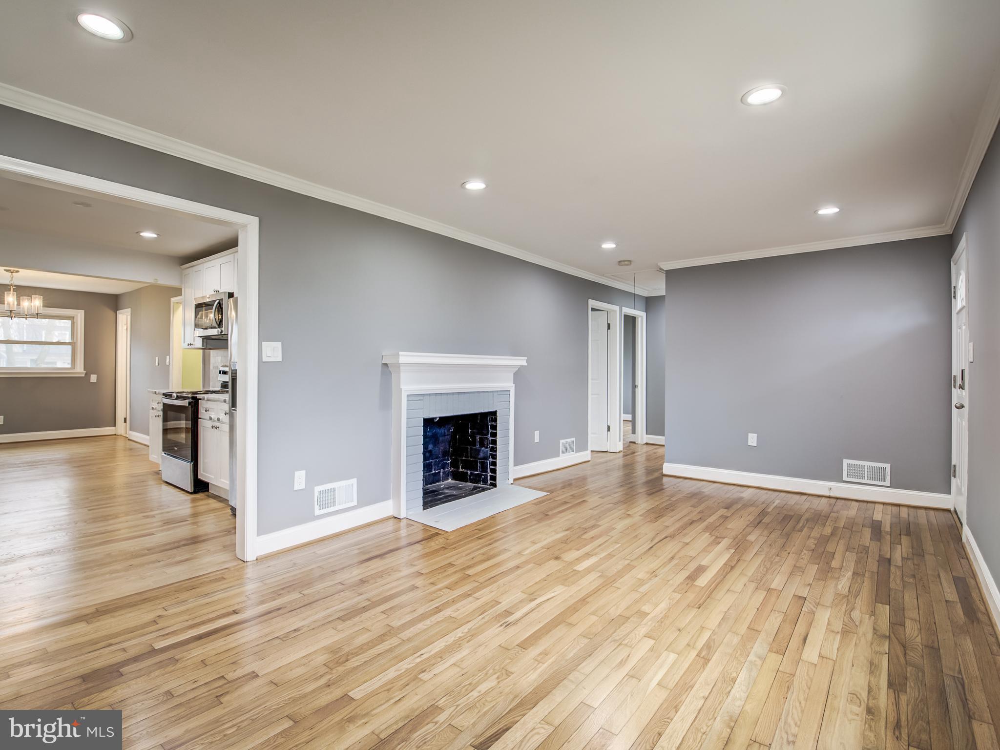 MT VERNON WOODS - Residential