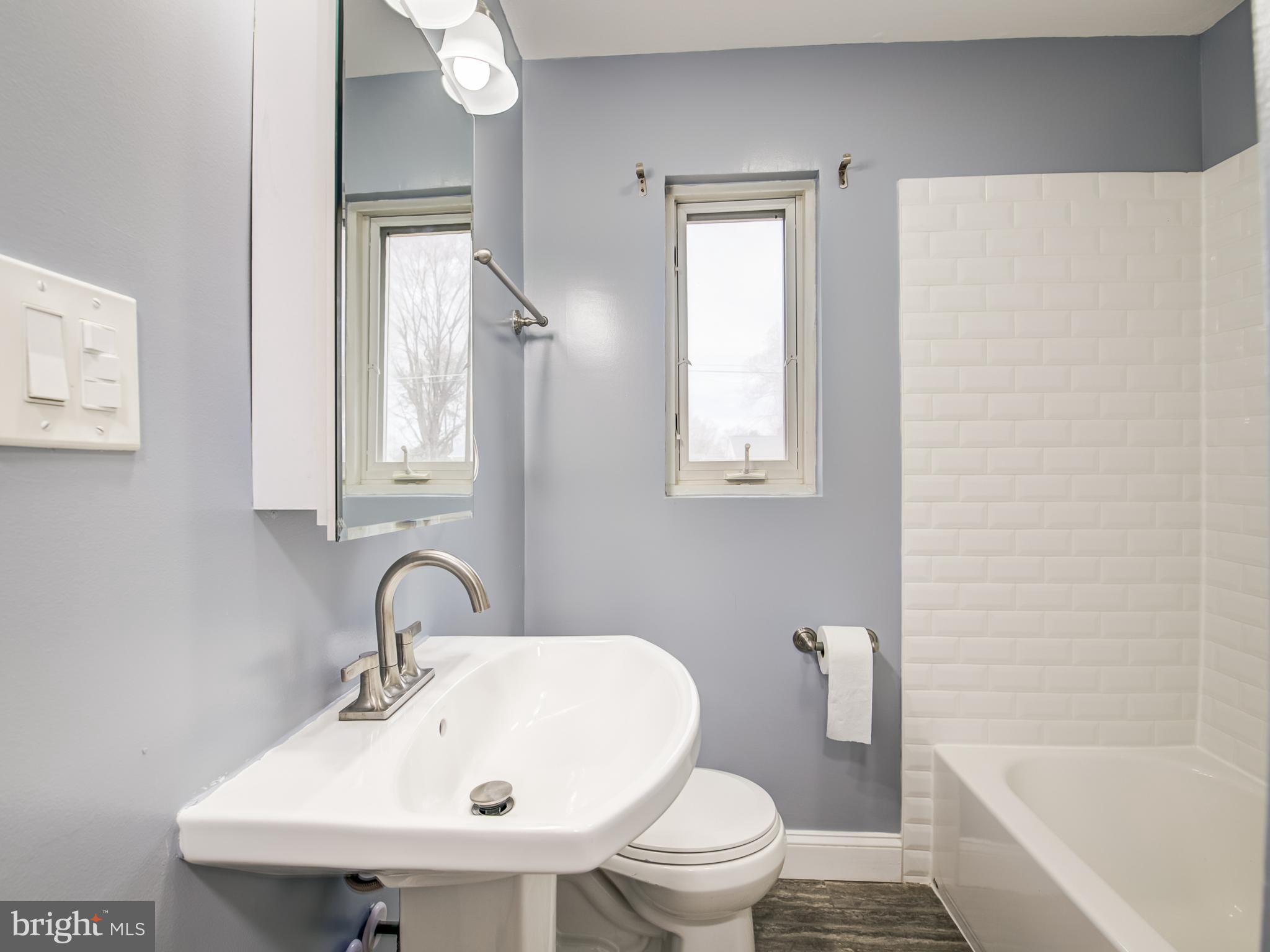 MT VERNON WOODS - Residential