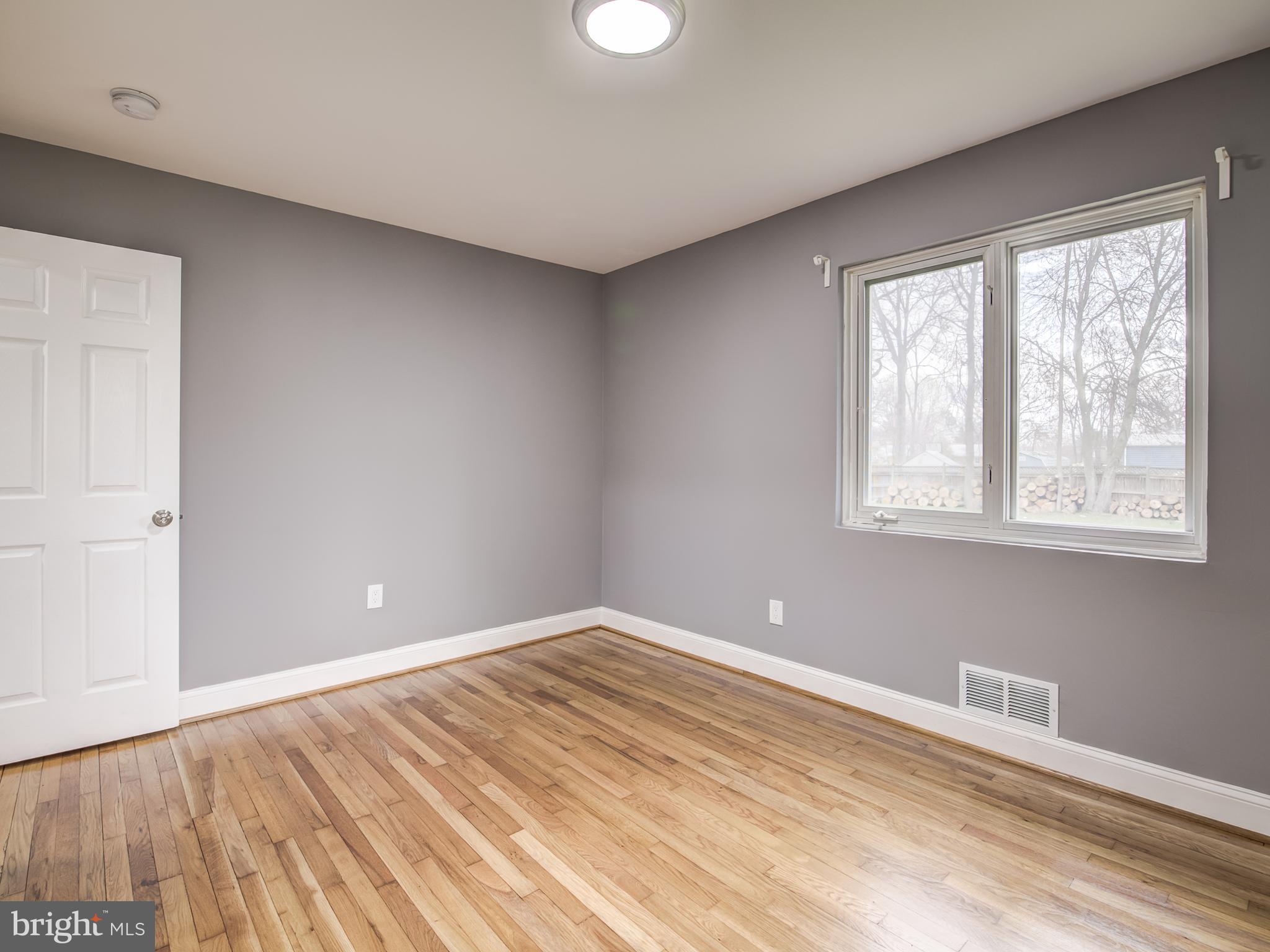 MT VERNON WOODS - Residential