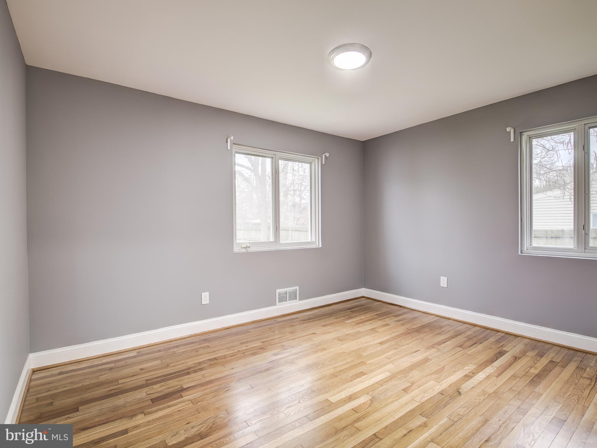 MT VERNON WOODS - Residential