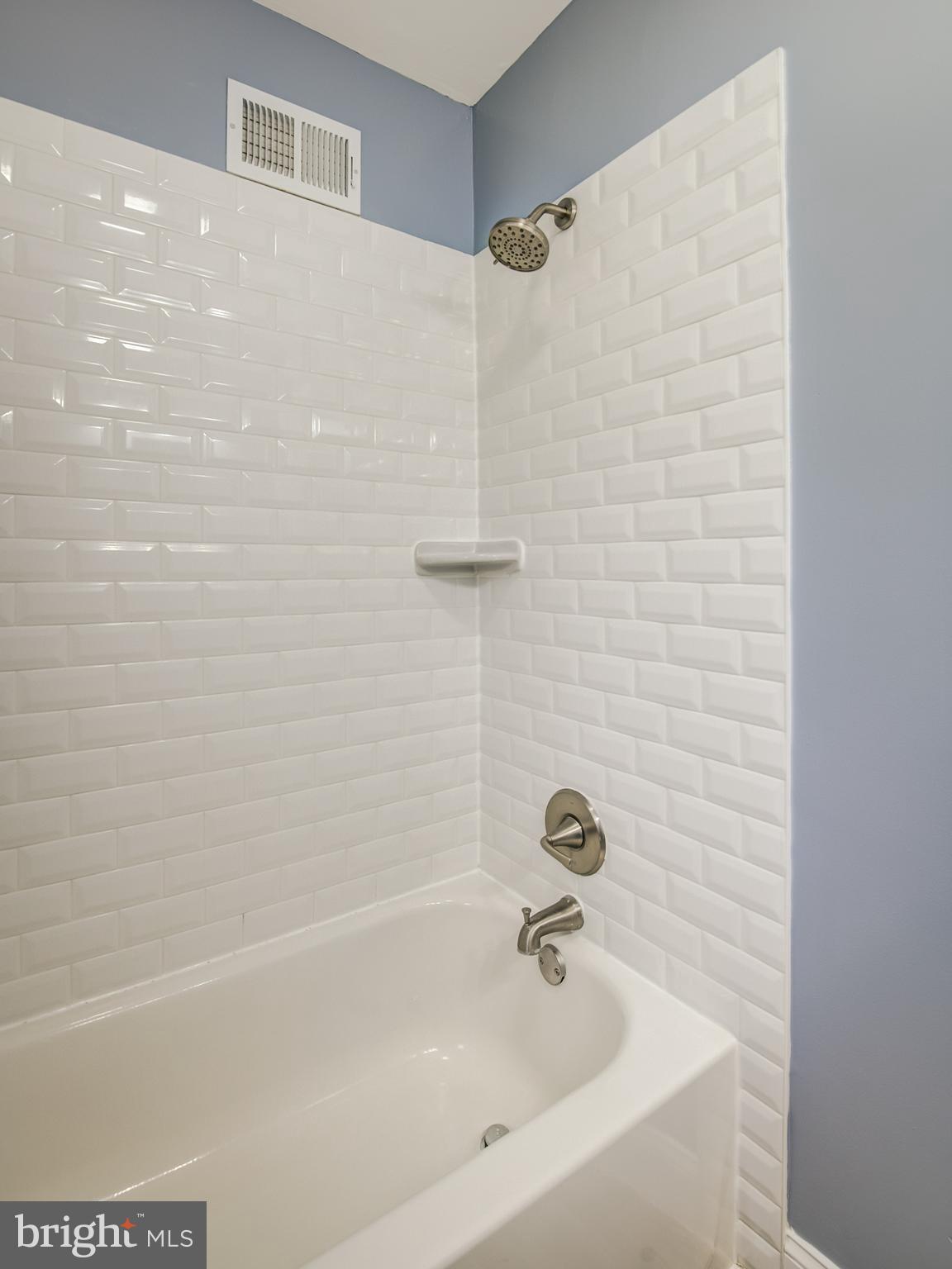 MT VERNON WOODS - Residential